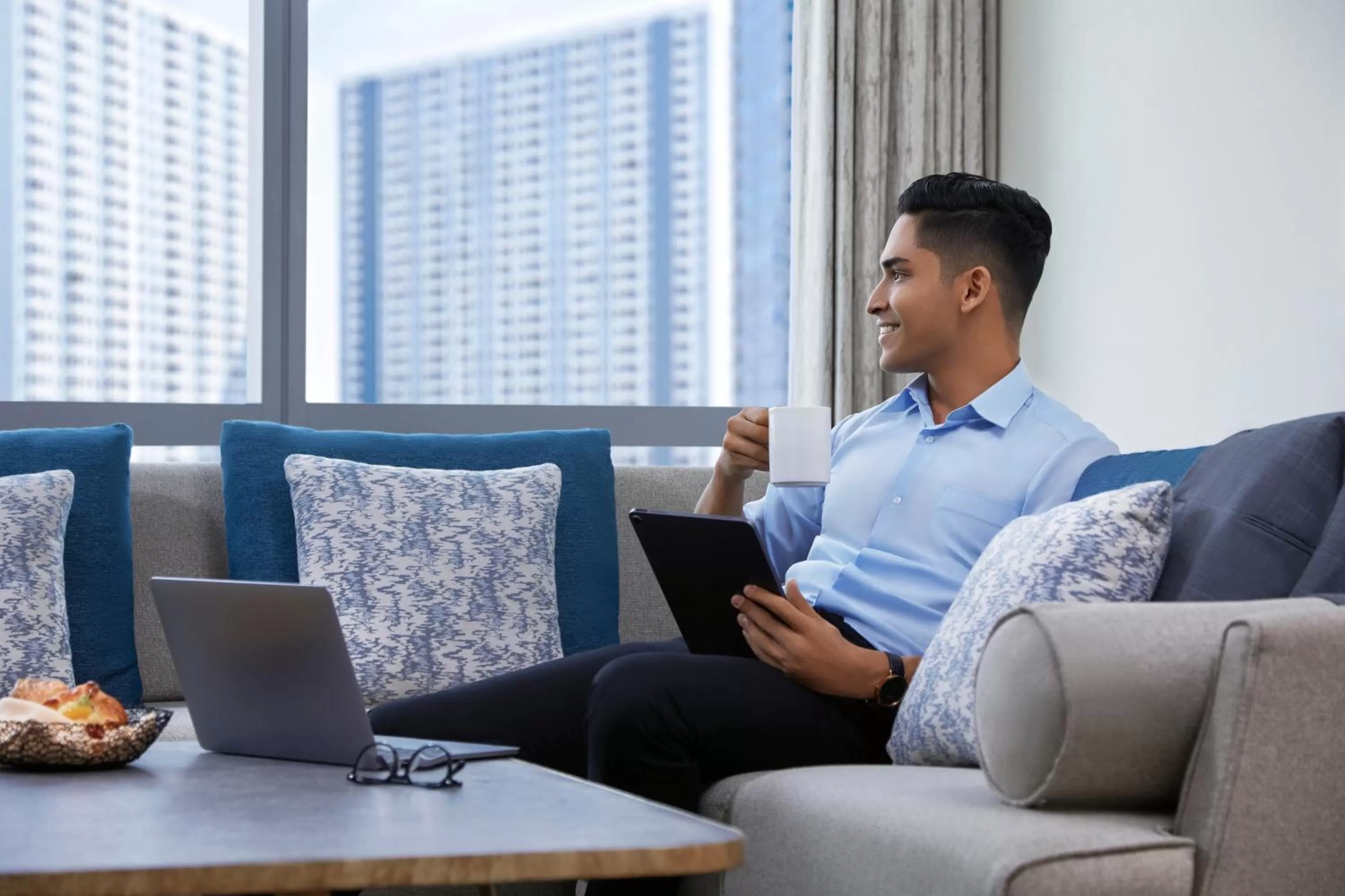 Living room in Four Points by Sheraton Surabaya, Pakuwon Indah