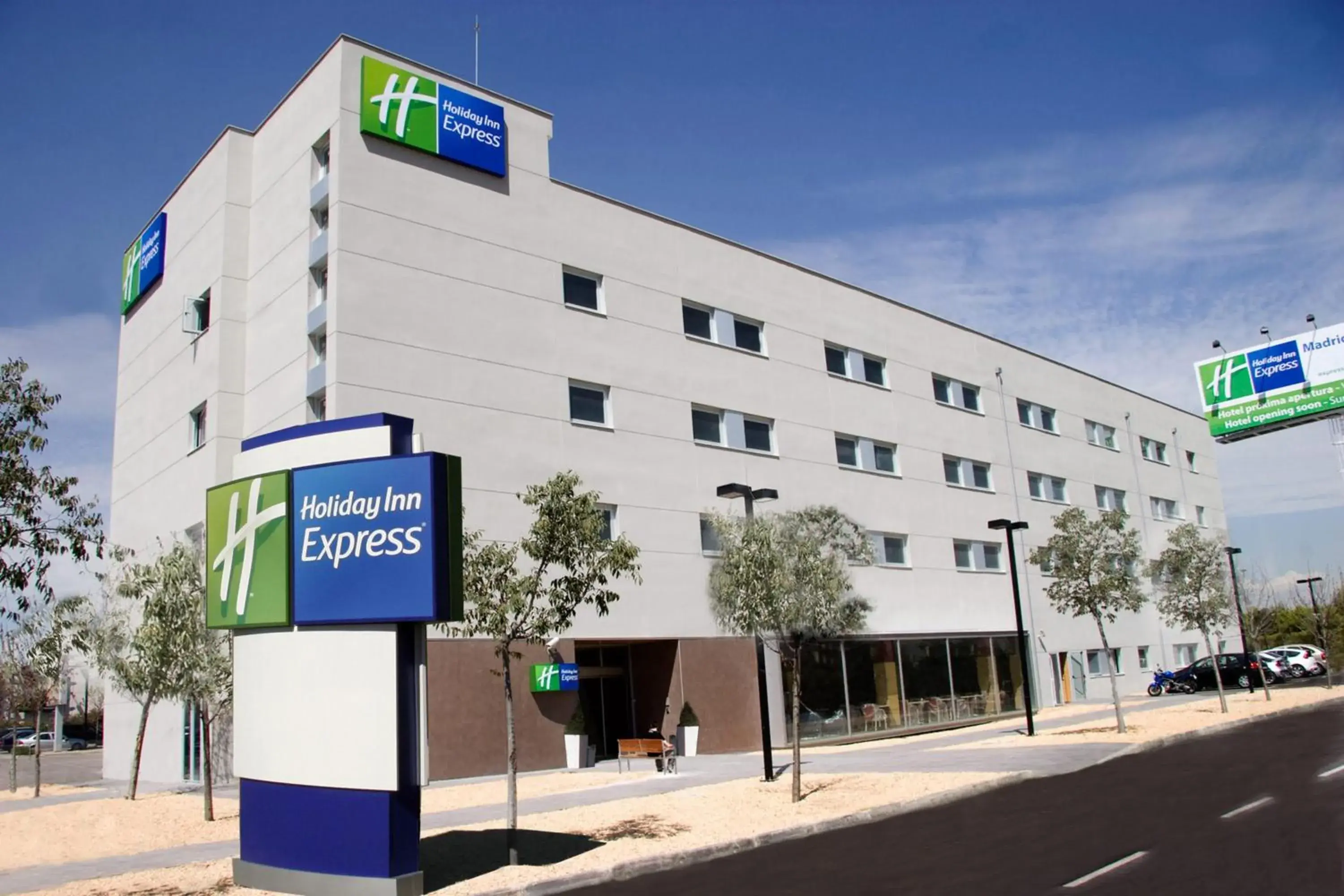 Property Building in Holiday Inn Express Madrid-Getafe