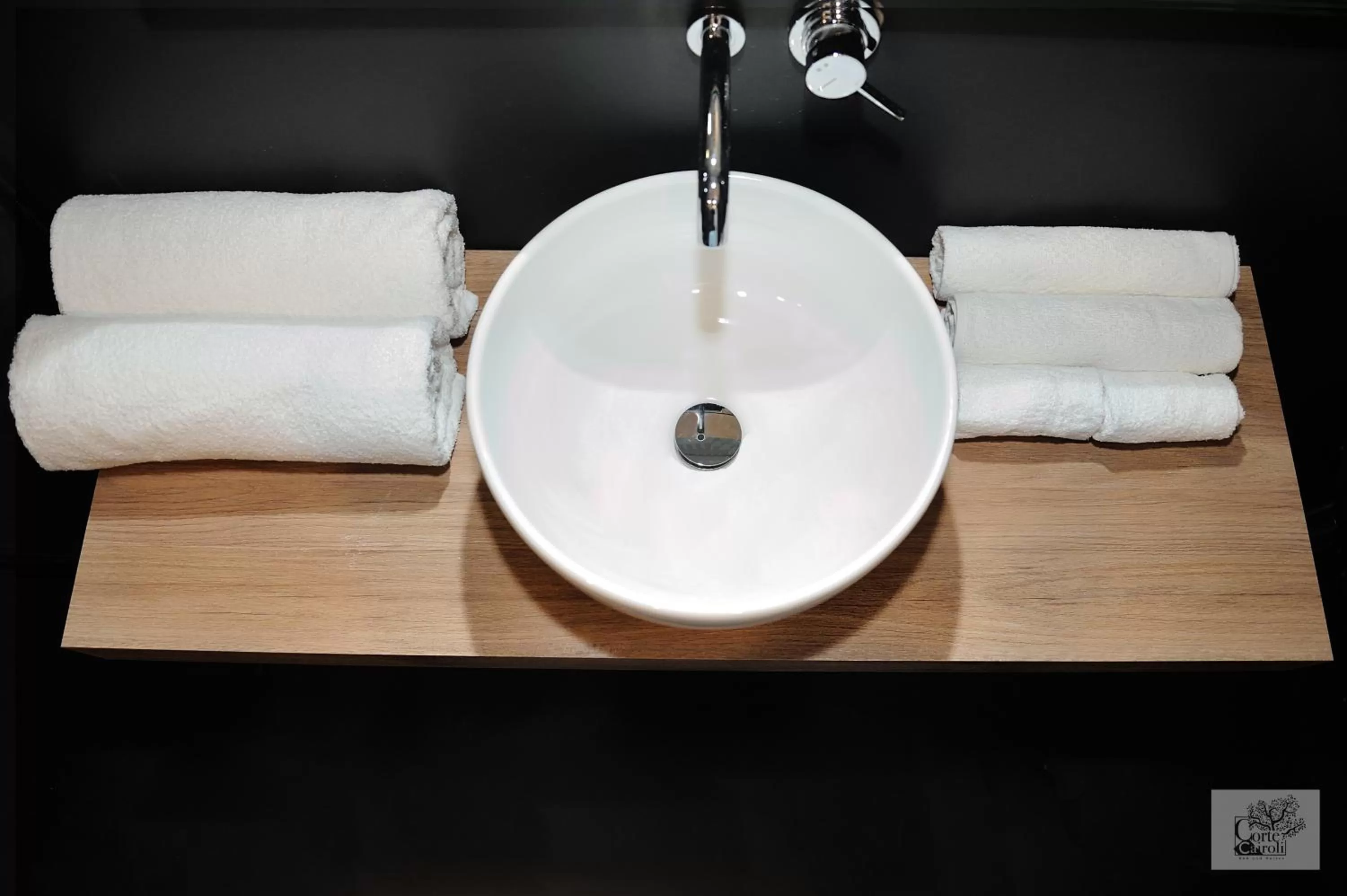 Bathroom in Corte Cairoli B&B and Suites