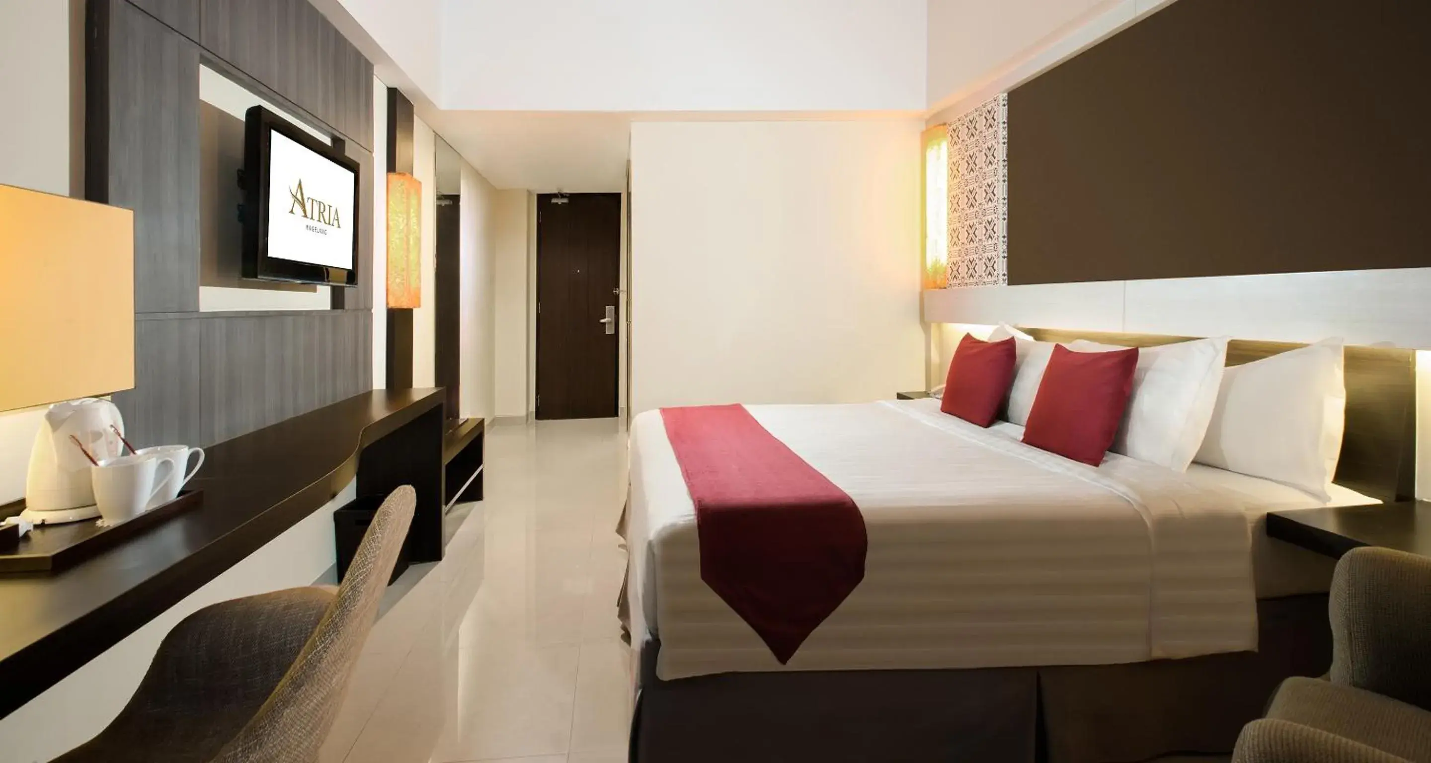 Bedroom, Bed in Atria Hotel Magelang