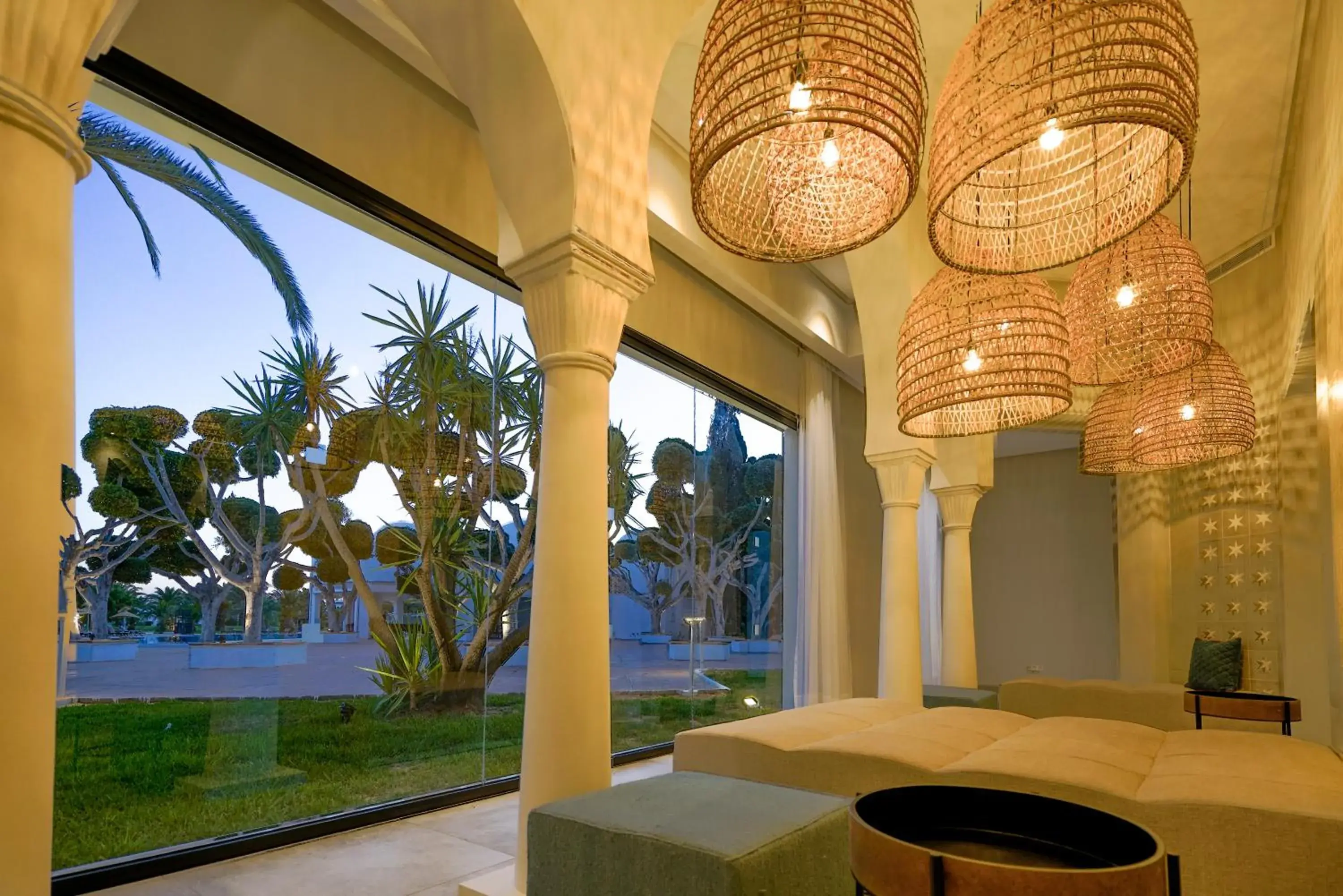 Living room in The Mirage Resort & SPA