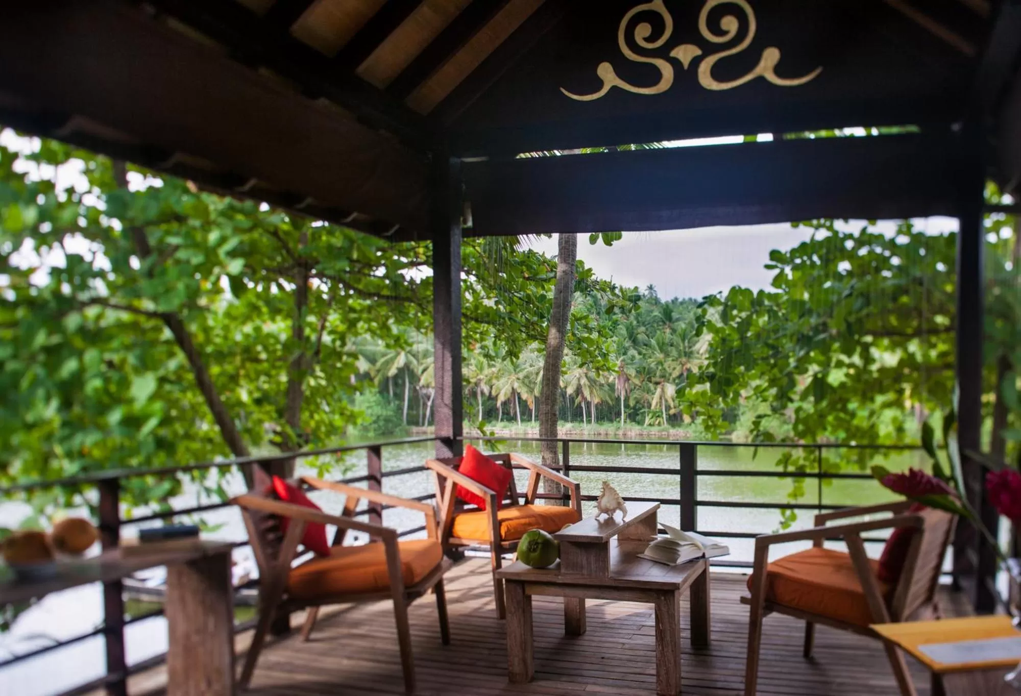 Restaurant/places to eat in Taj Green Cove Resort and Spa Kovalam