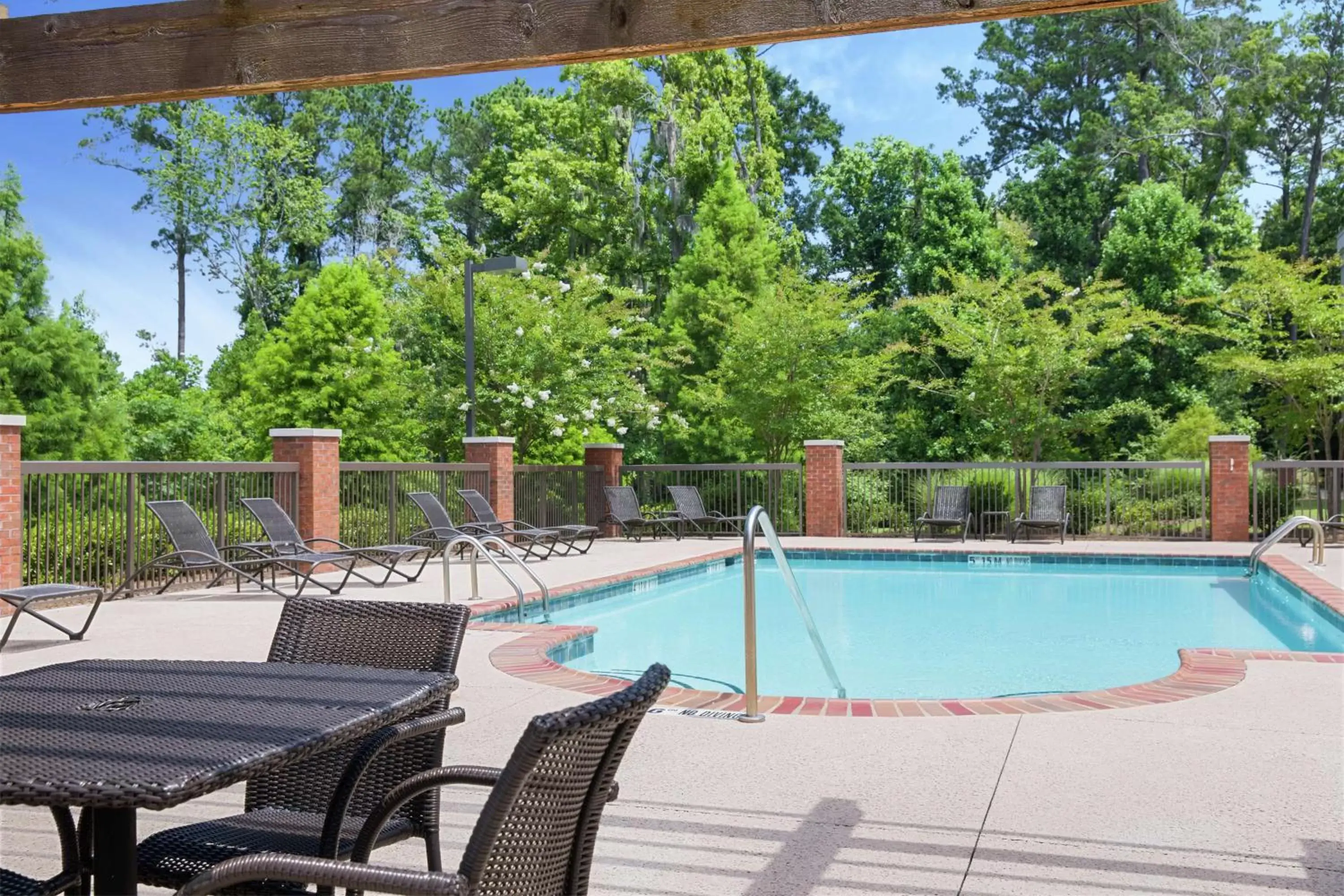 Pool view, Swimming Pool in Hampton Inn Columbus/South-Fort Benning