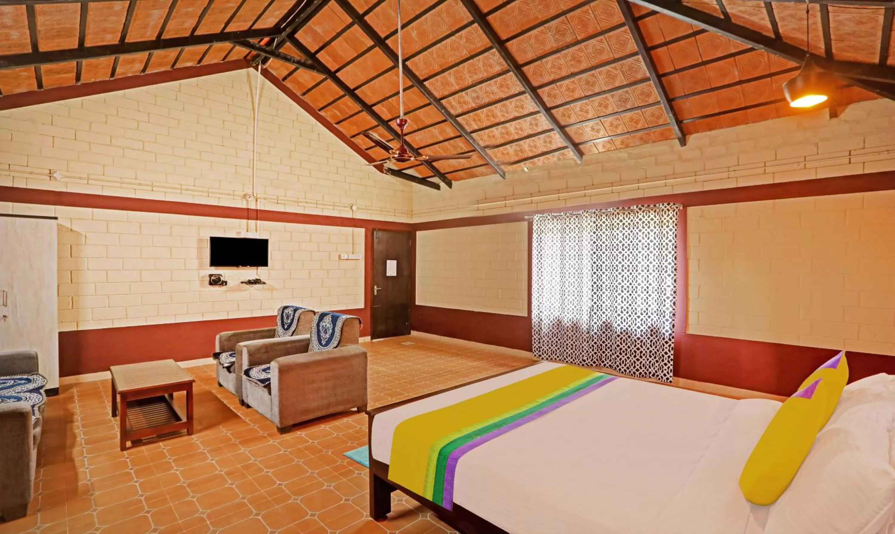 Bedroom, Bed in Hotel Allaranda Homestay