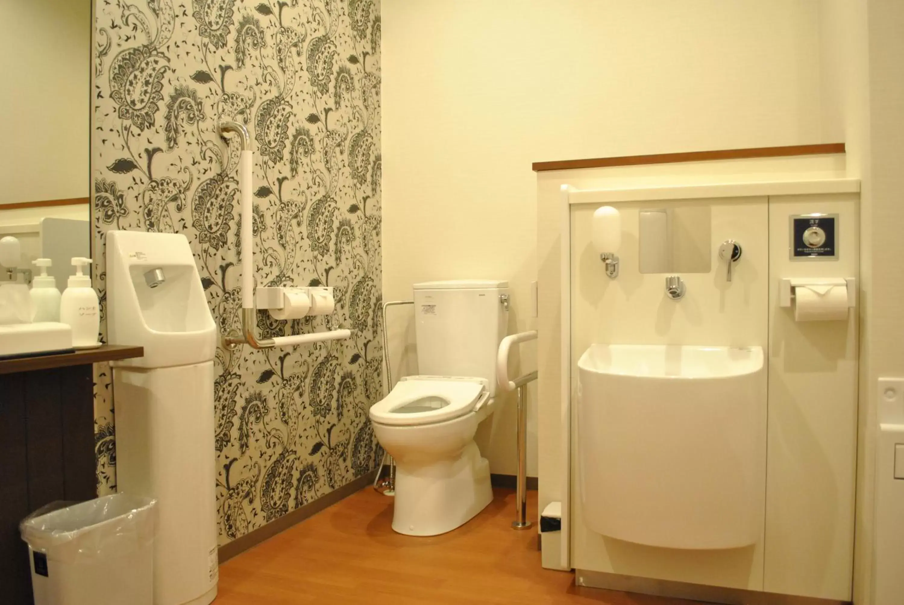 Toilet, Bathroom in Otaru Asari Classe Hotel