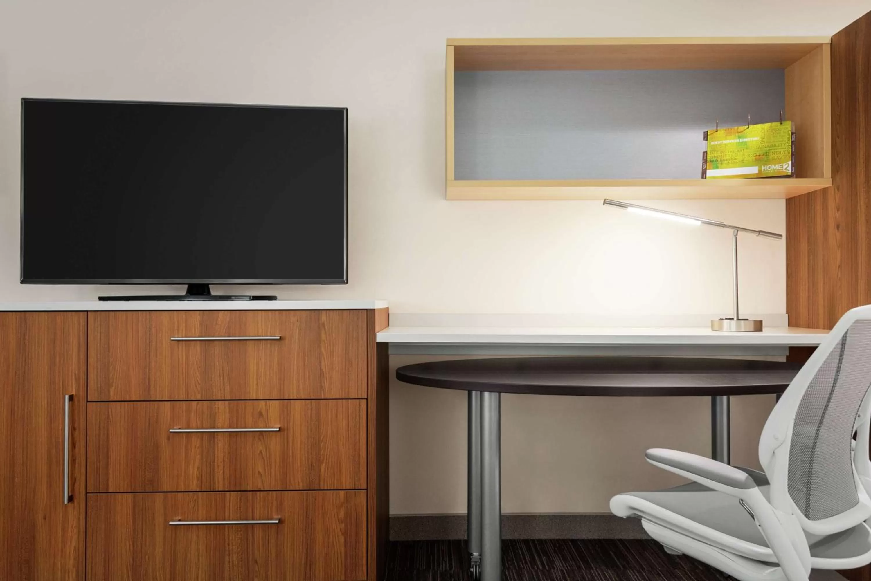 Bedroom in Home2 Suites by Hilton Woodbridge Potomac Mills