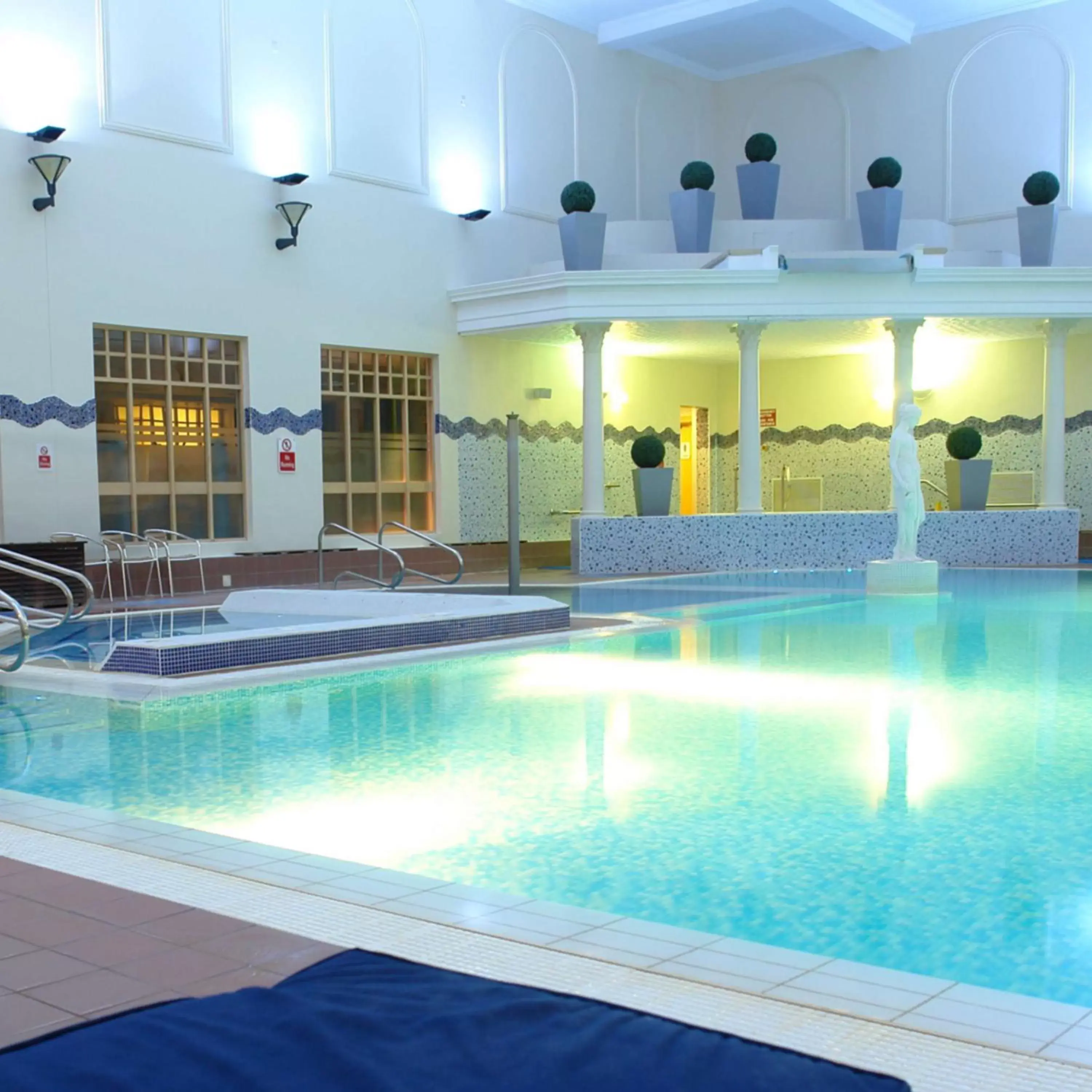 Swimming Pool in Belton Woods Hotel, Spa & Golf Resort