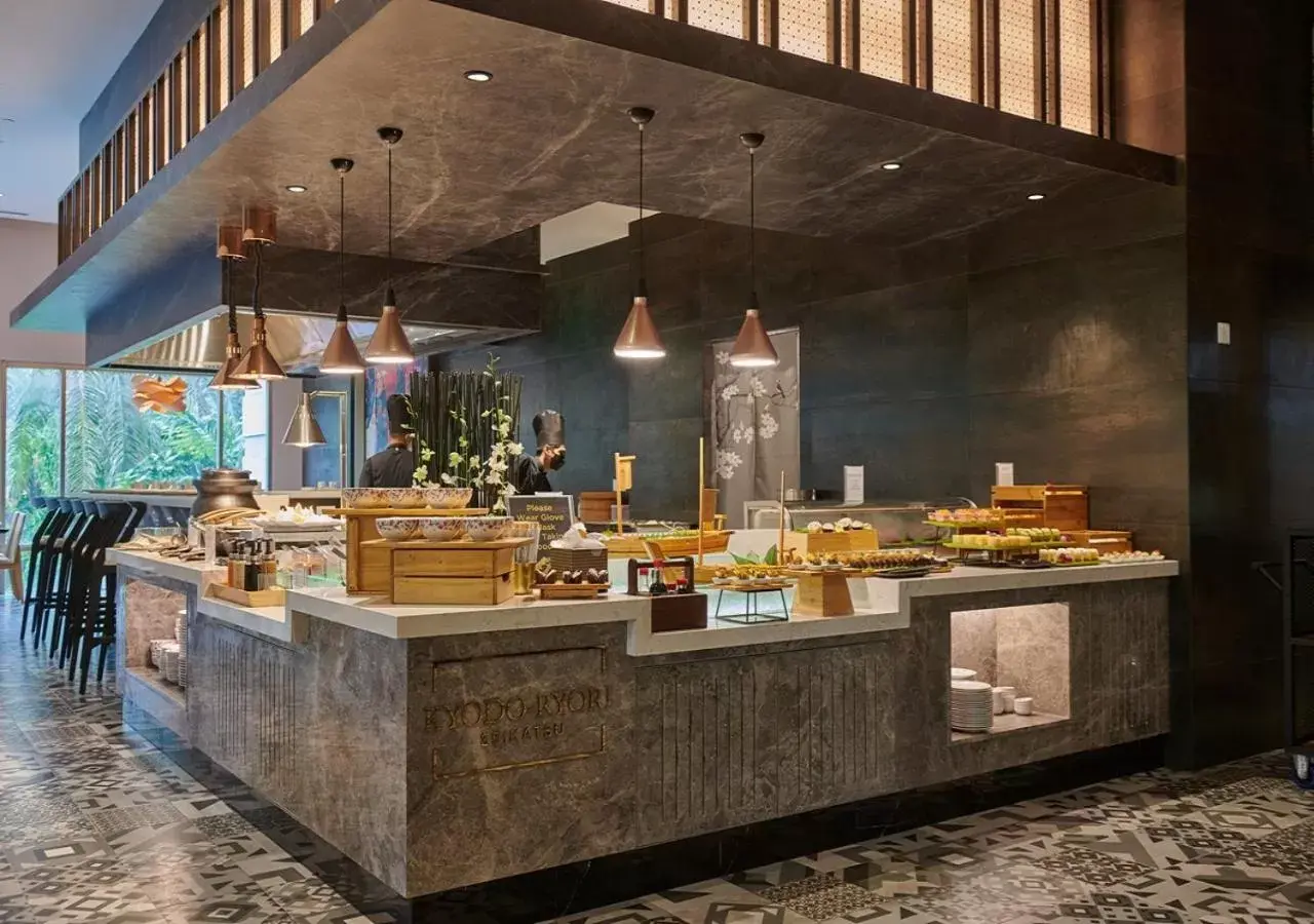 Restaurant/Places to Eat in Sama Sama Hotel KLIA