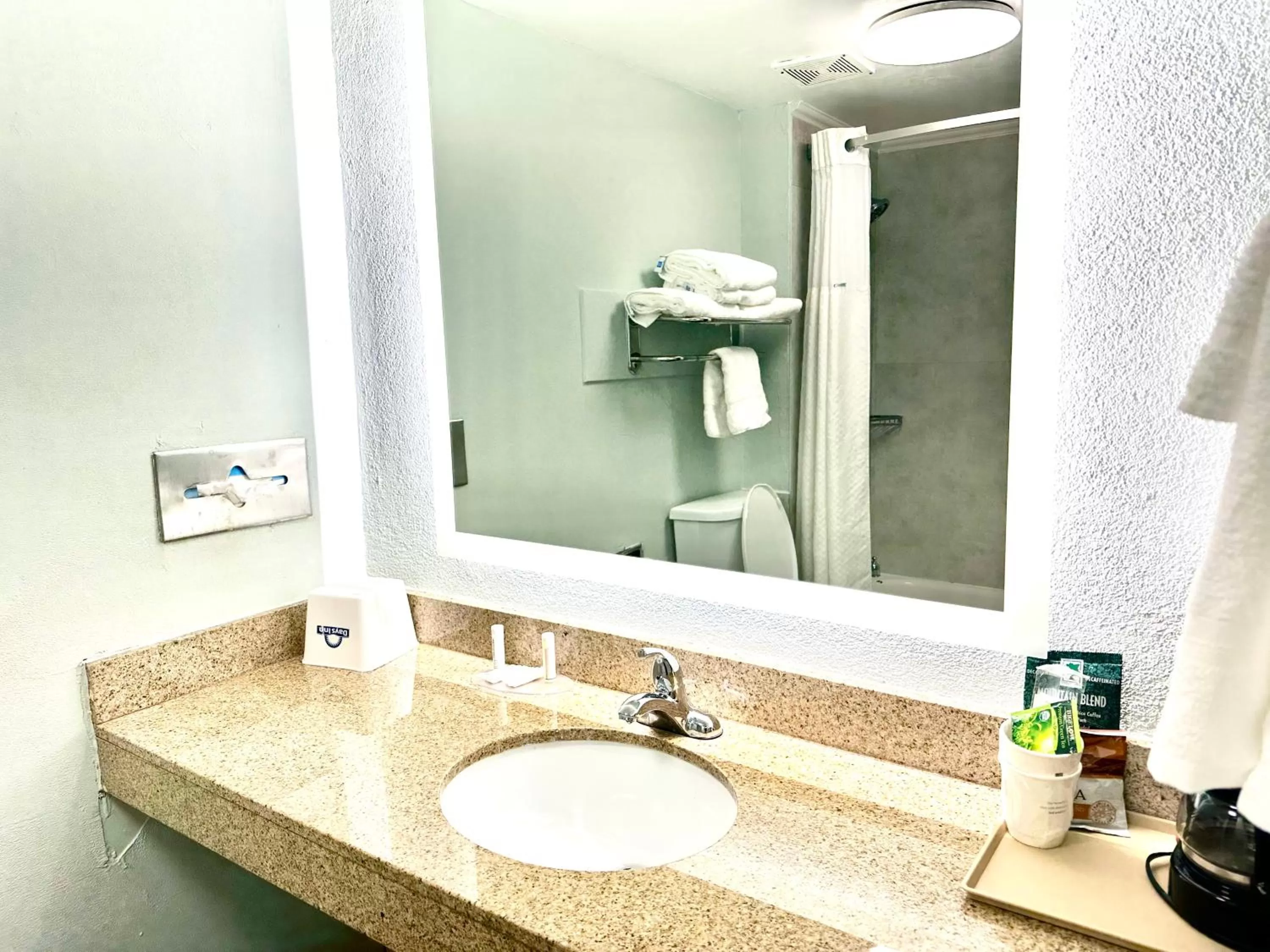 Shower in Days Inn by Wyndham Pensacola - Historic Downtown