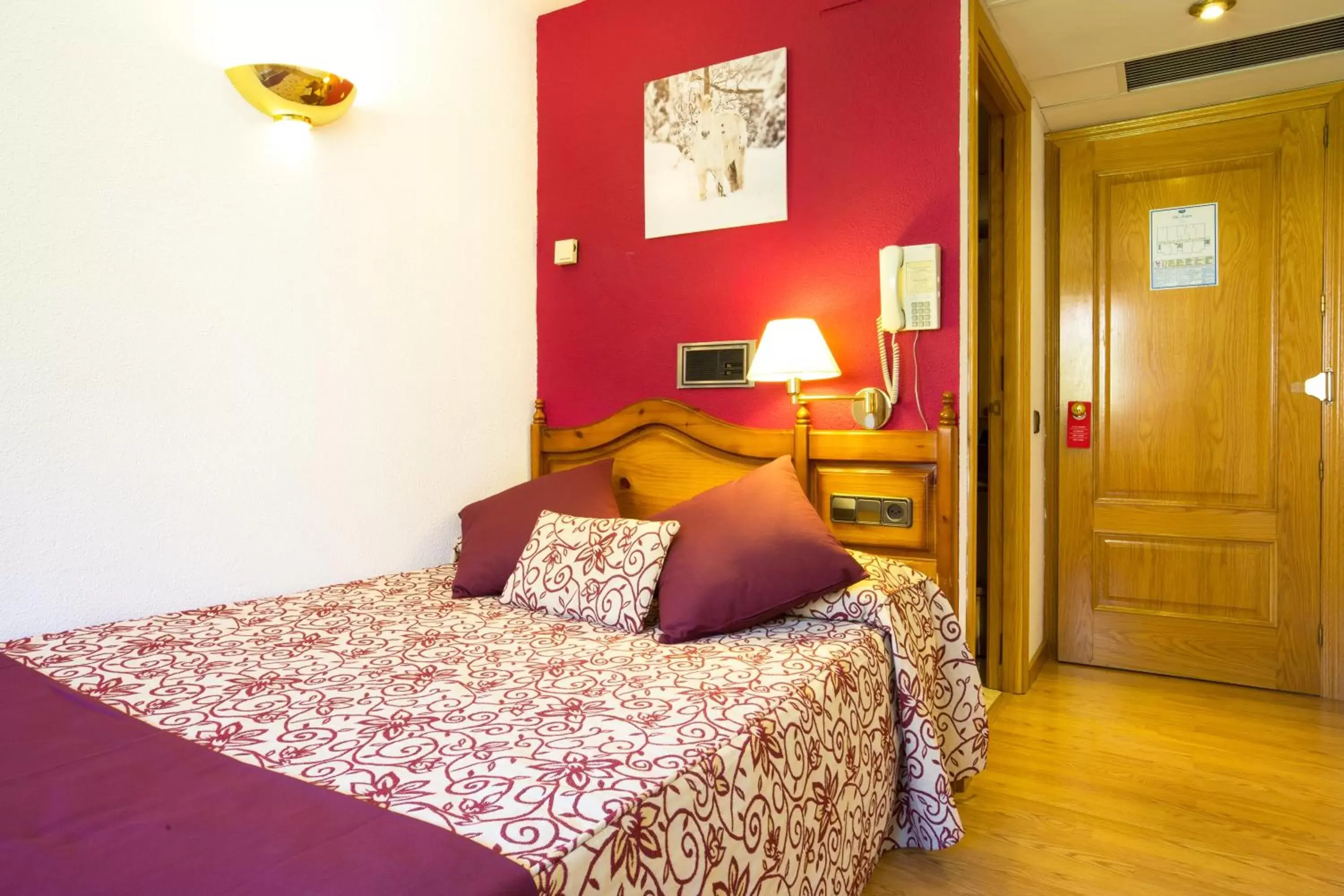 Bedroom, Room Photo in Hotel Eth Solan & SPA