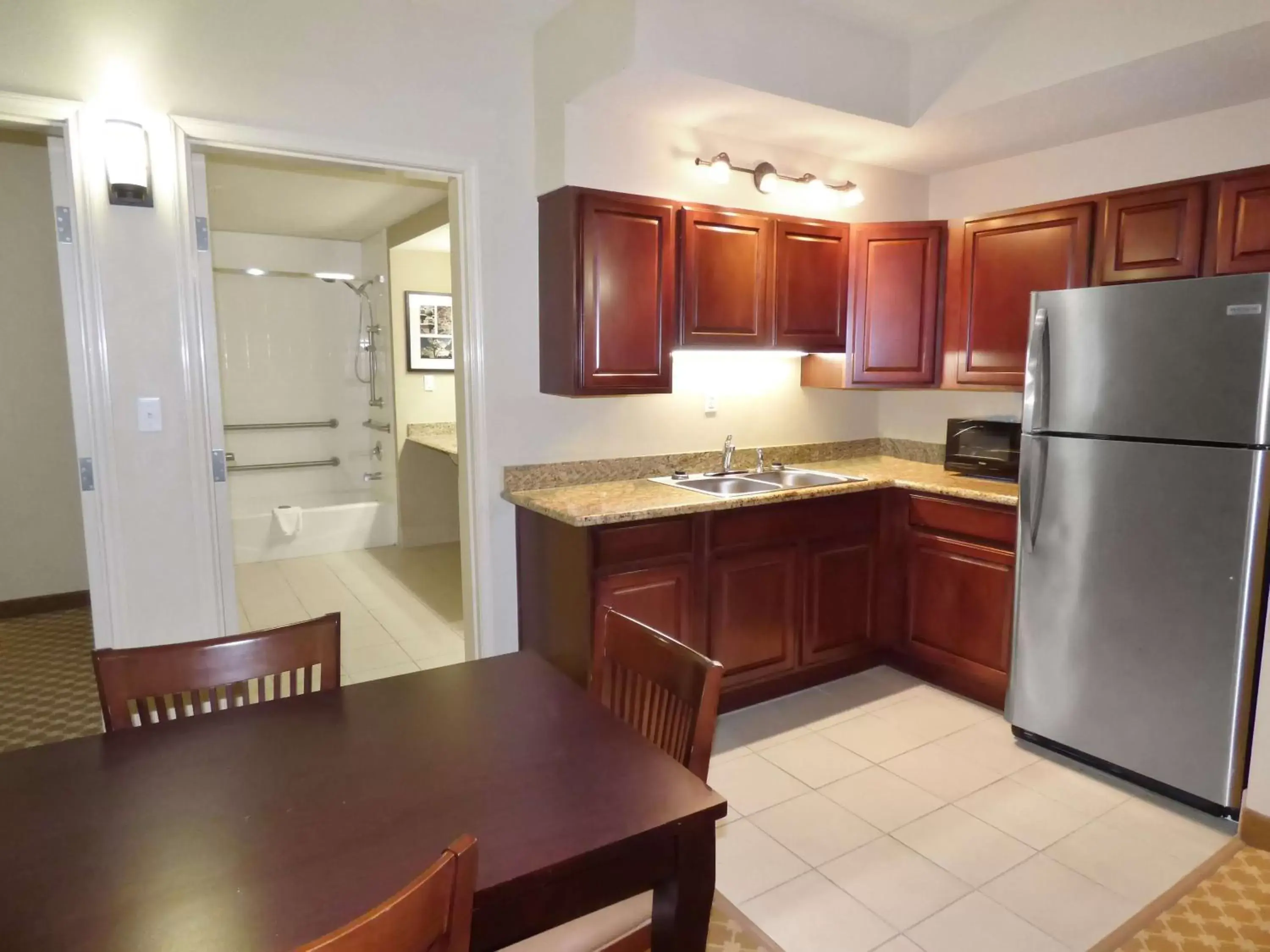 Kitchen or kitchenette, Kitchen/Kitchenette in Country Inn & Suites by Radisson, Port Orange-Daytona, FL