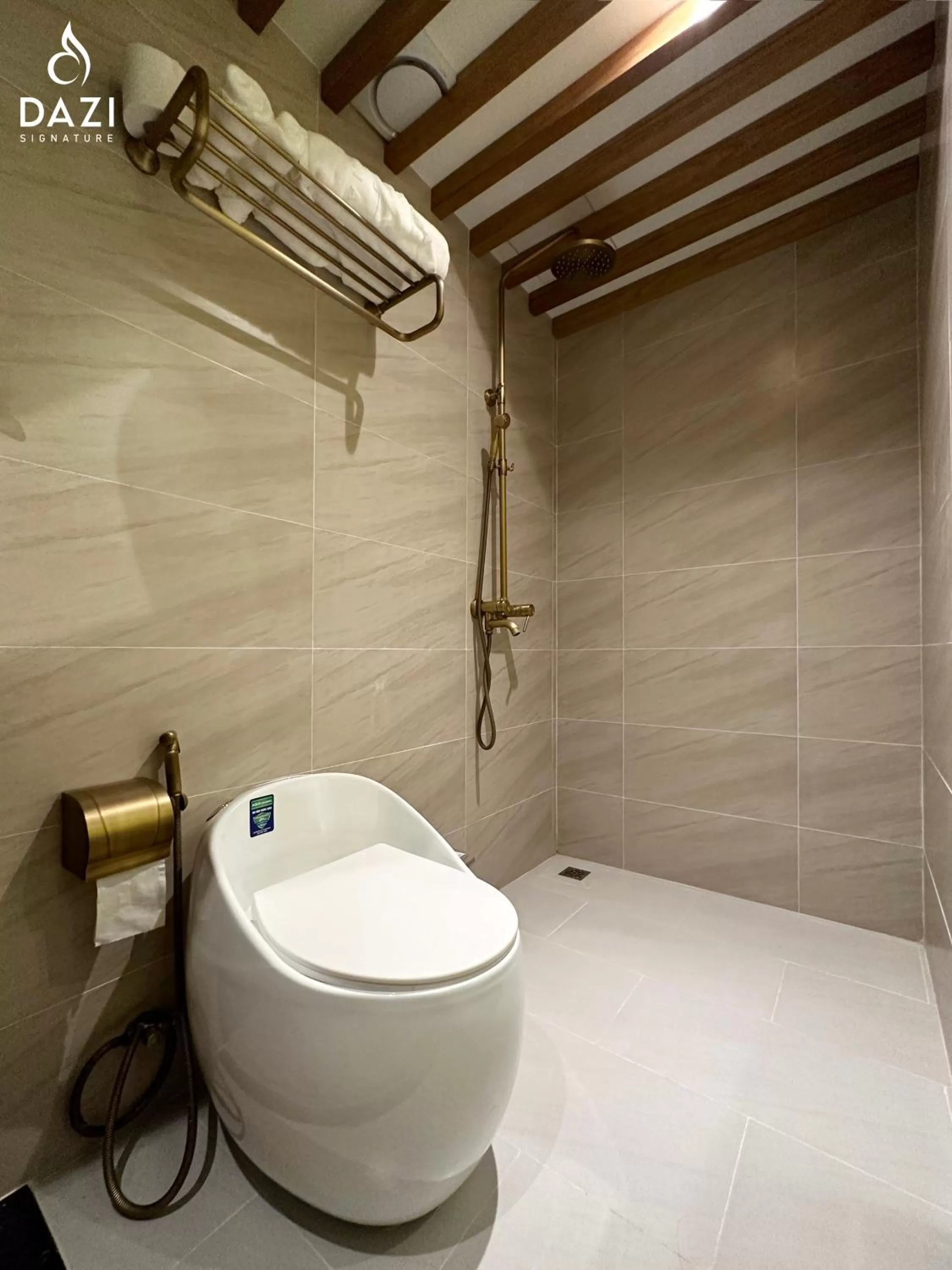 Toilet in Dazi Signature