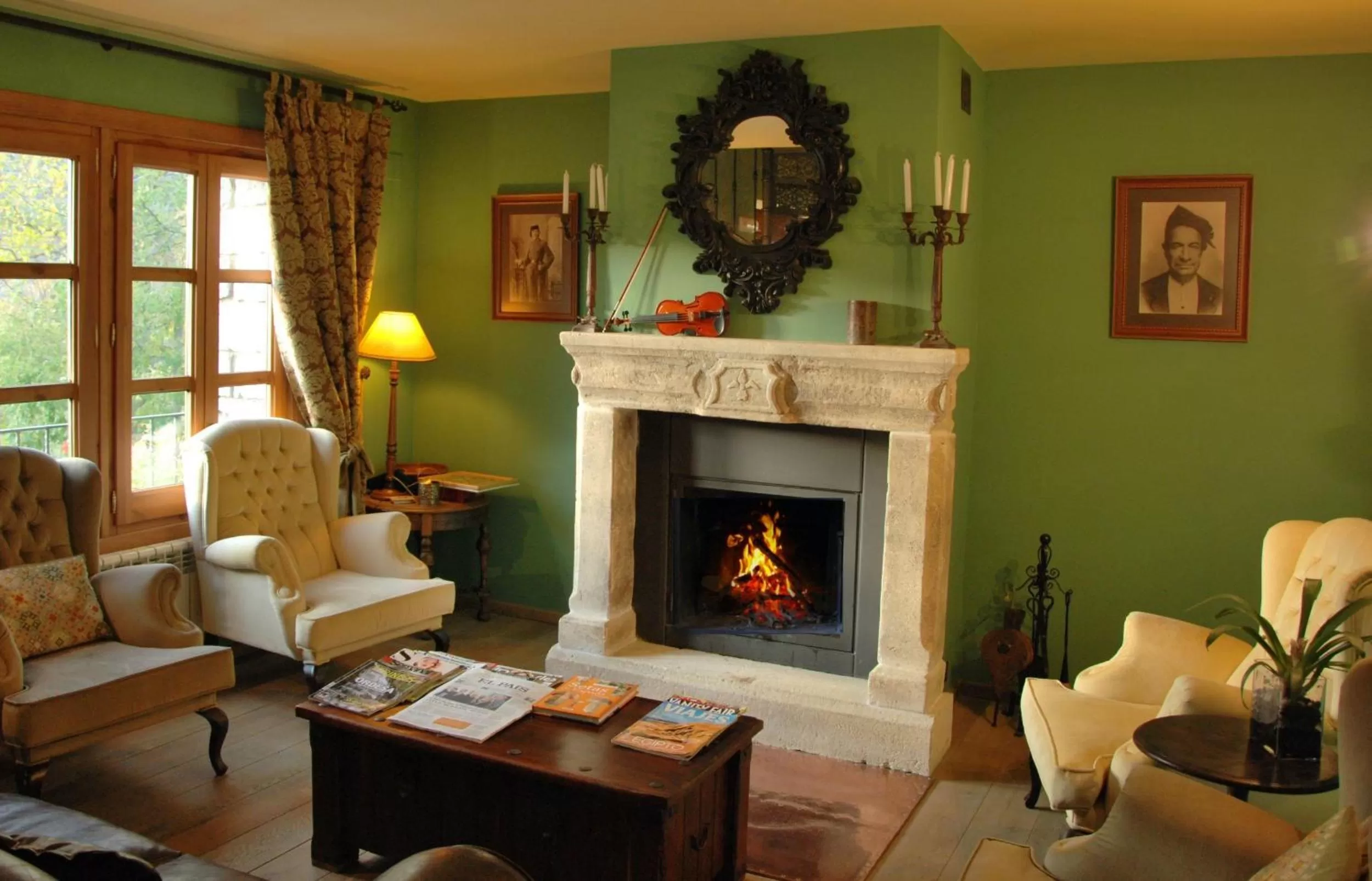 Lounge or bar in Hotel Selba d'Ansils