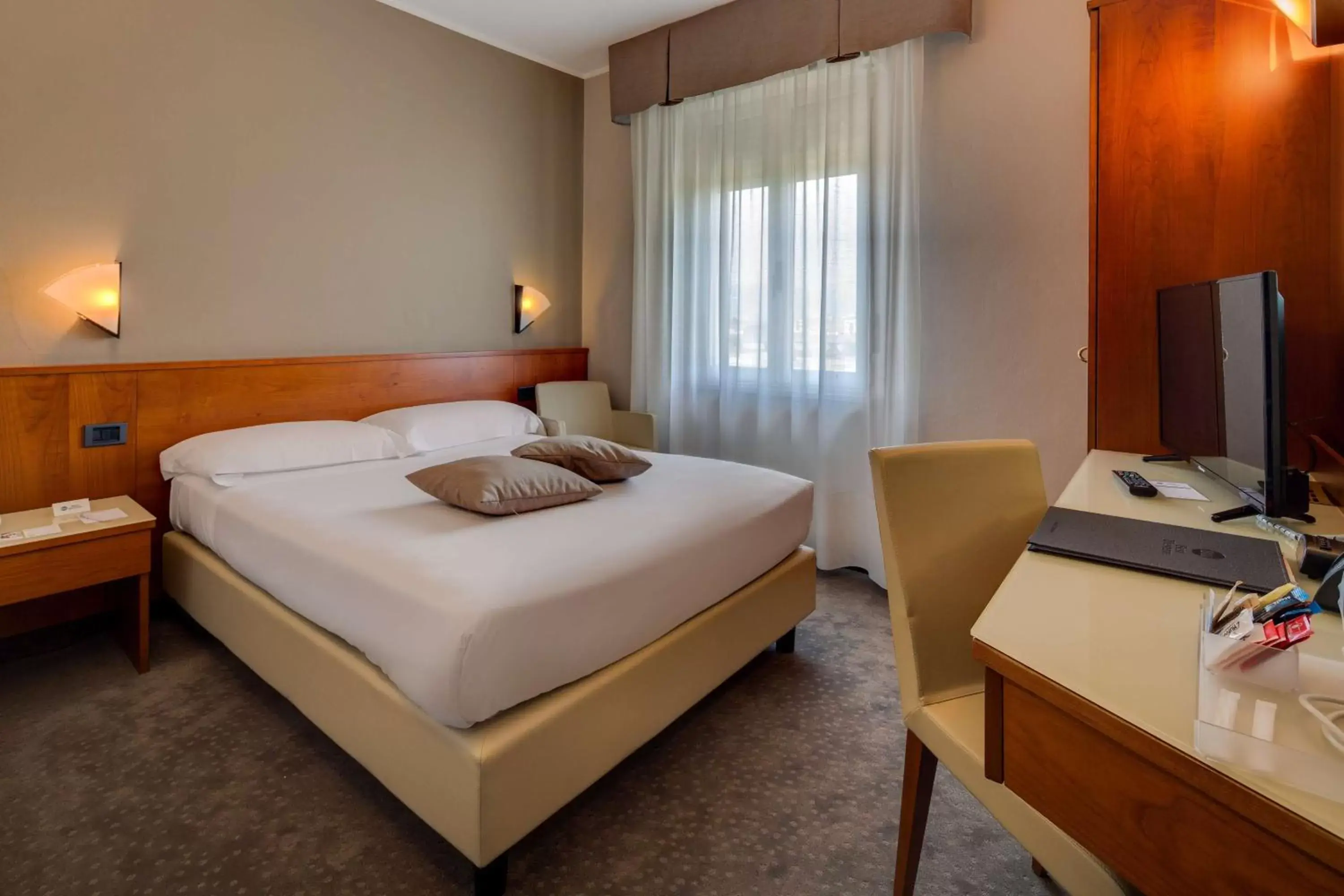 Bedroom, Bed in Best Western Hotel Turismo Bedroom, Bed in Best Western Hotel Turismo