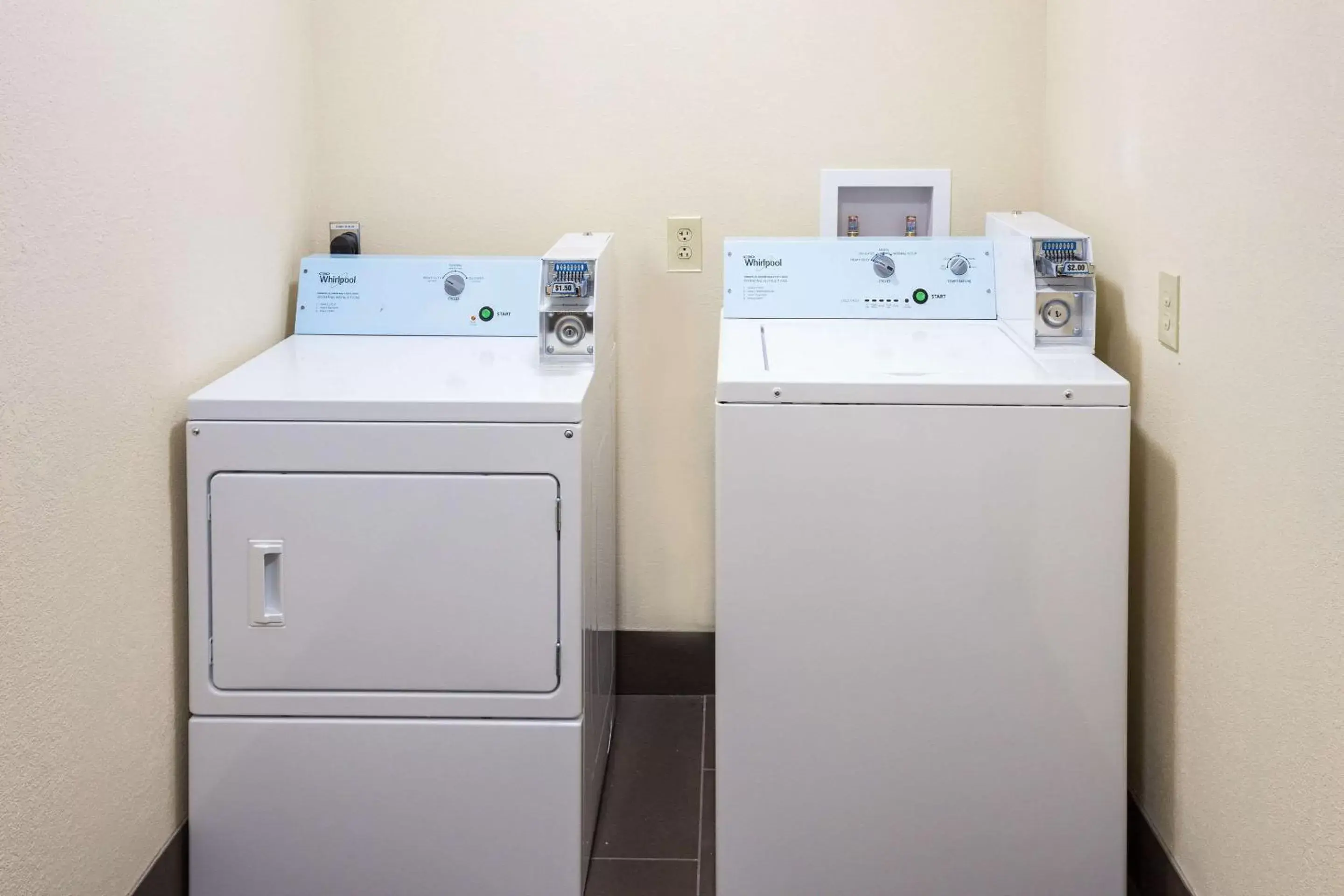 Other, Kitchen/Kitchenette in Comfort Inn Charleston, WV