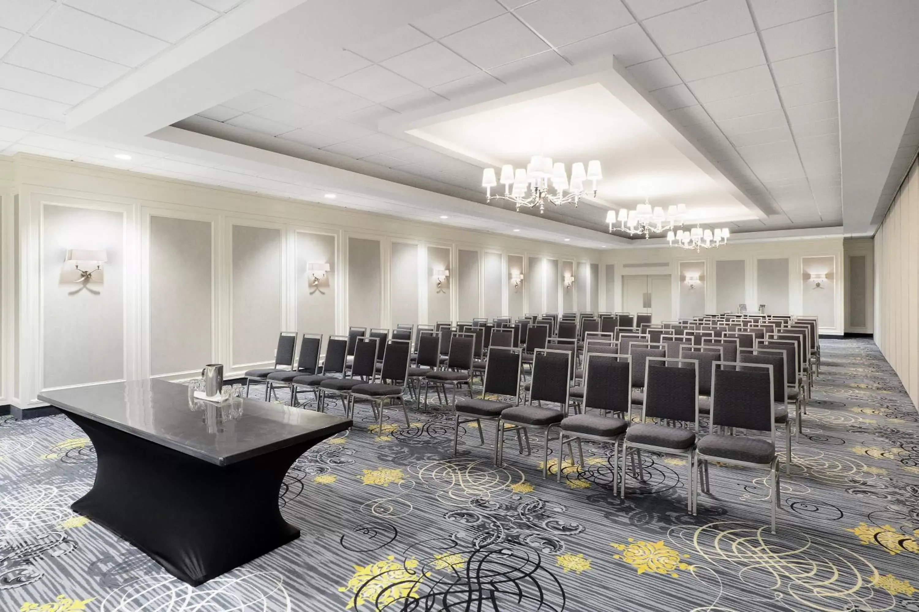 Meeting/conference room in Sheraton Cavalier Saskatoon Hotel