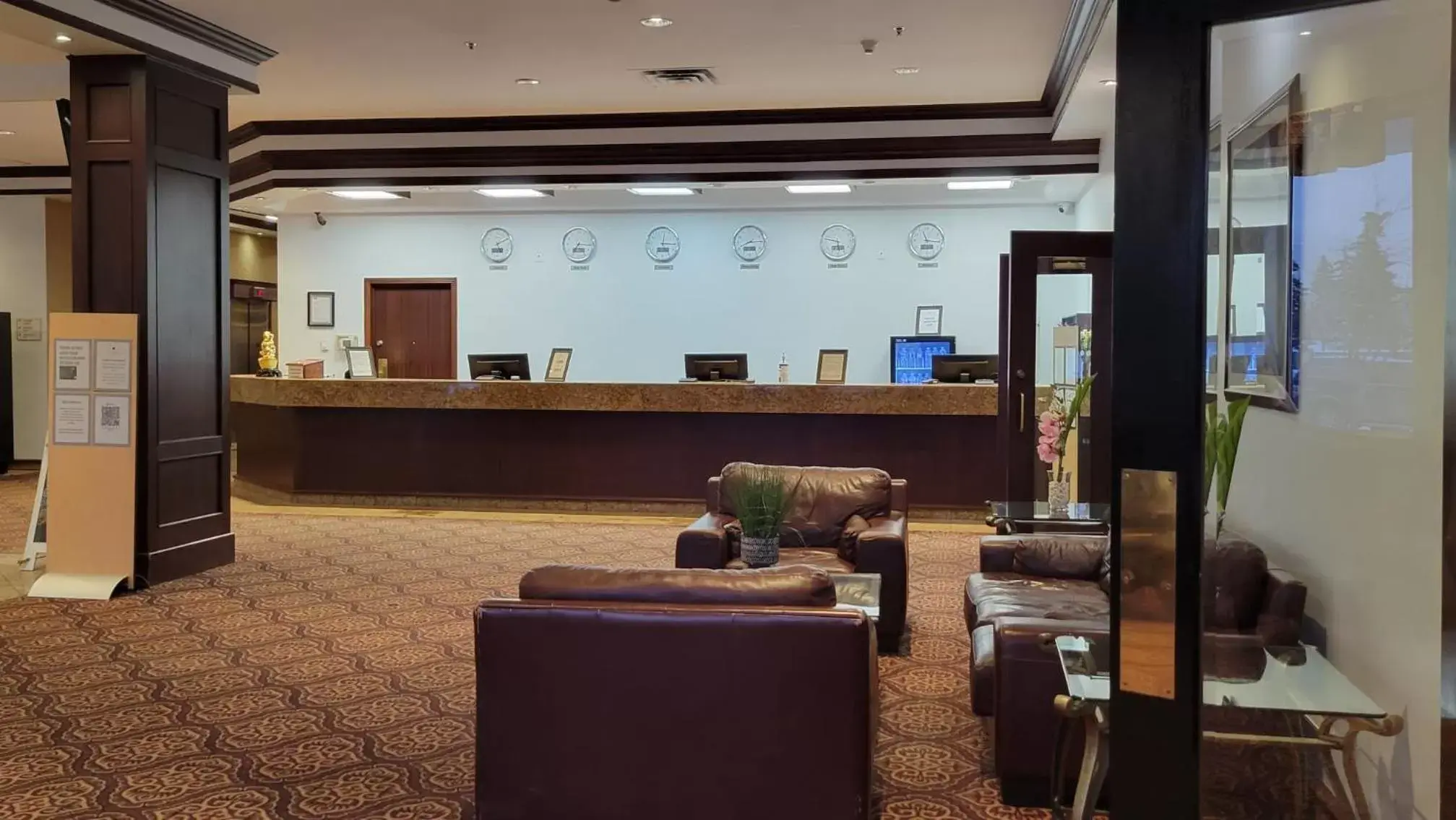 Lobby or reception, Lobby/Reception in DIVYA SUTRA Riviera Plaza and Conference Centre Calgary Airport