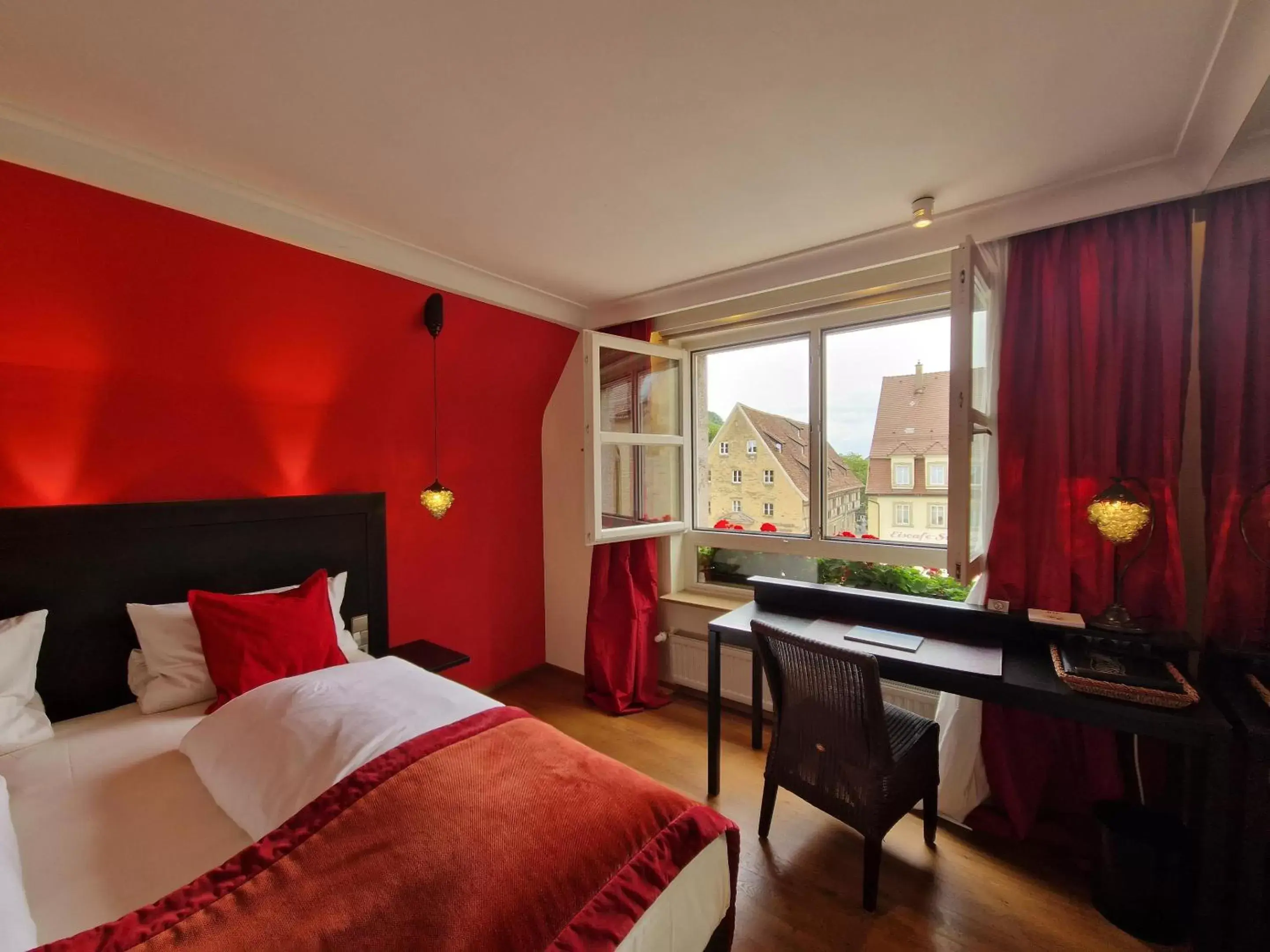 Superior Zimmer "Kabinett Petit" in Laurentius Boutique-Hotel & Restaurant Superior Zimmer "Kabinett Petit" in Laurentius Boutique-Hotel & Restaurant