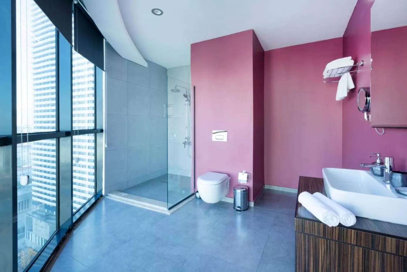 Shower in Sky Tower King Hotel