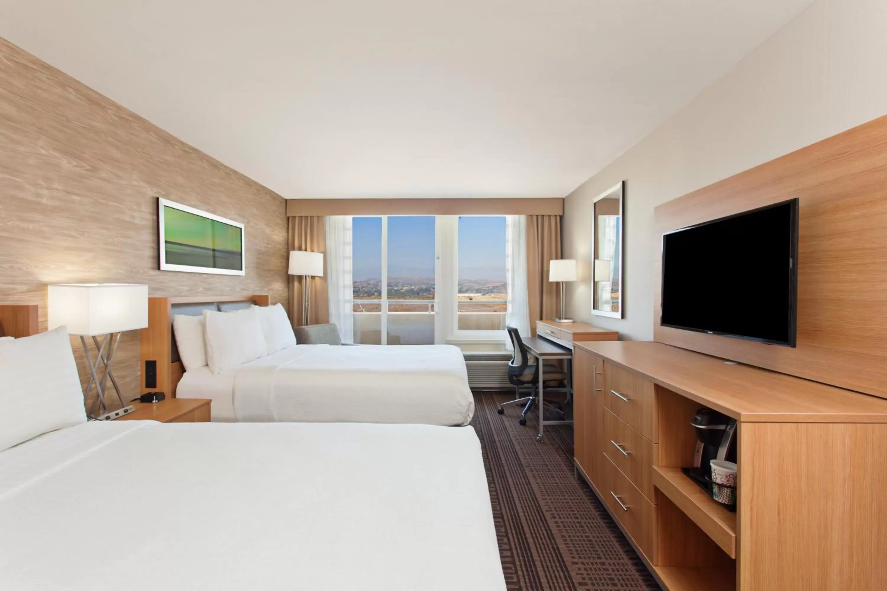 Bedroom in Holiday Inn Diamond Bar - Pomona, an IHG Hotel