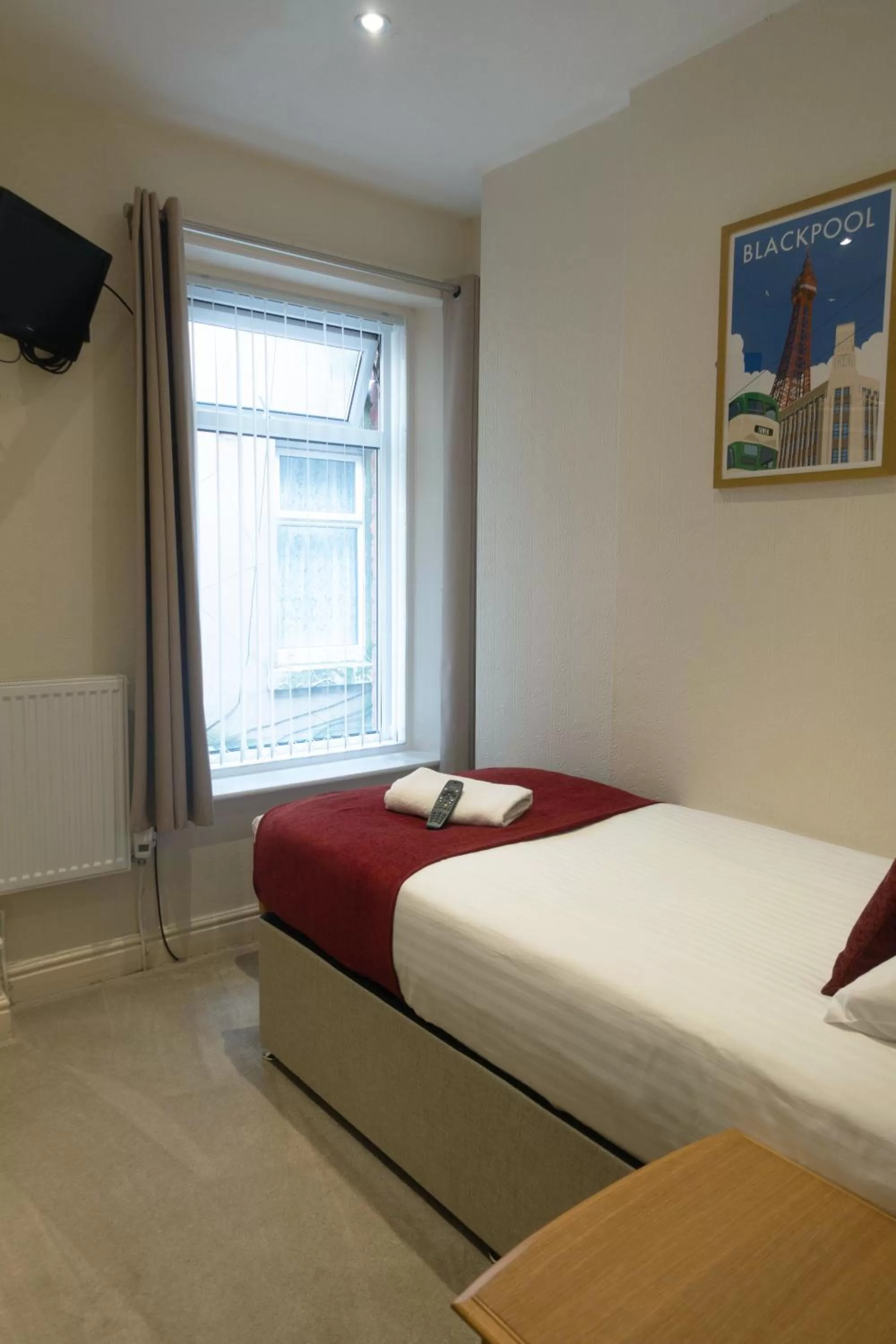 Bedroom, Bed in The Kings Cross Hotel