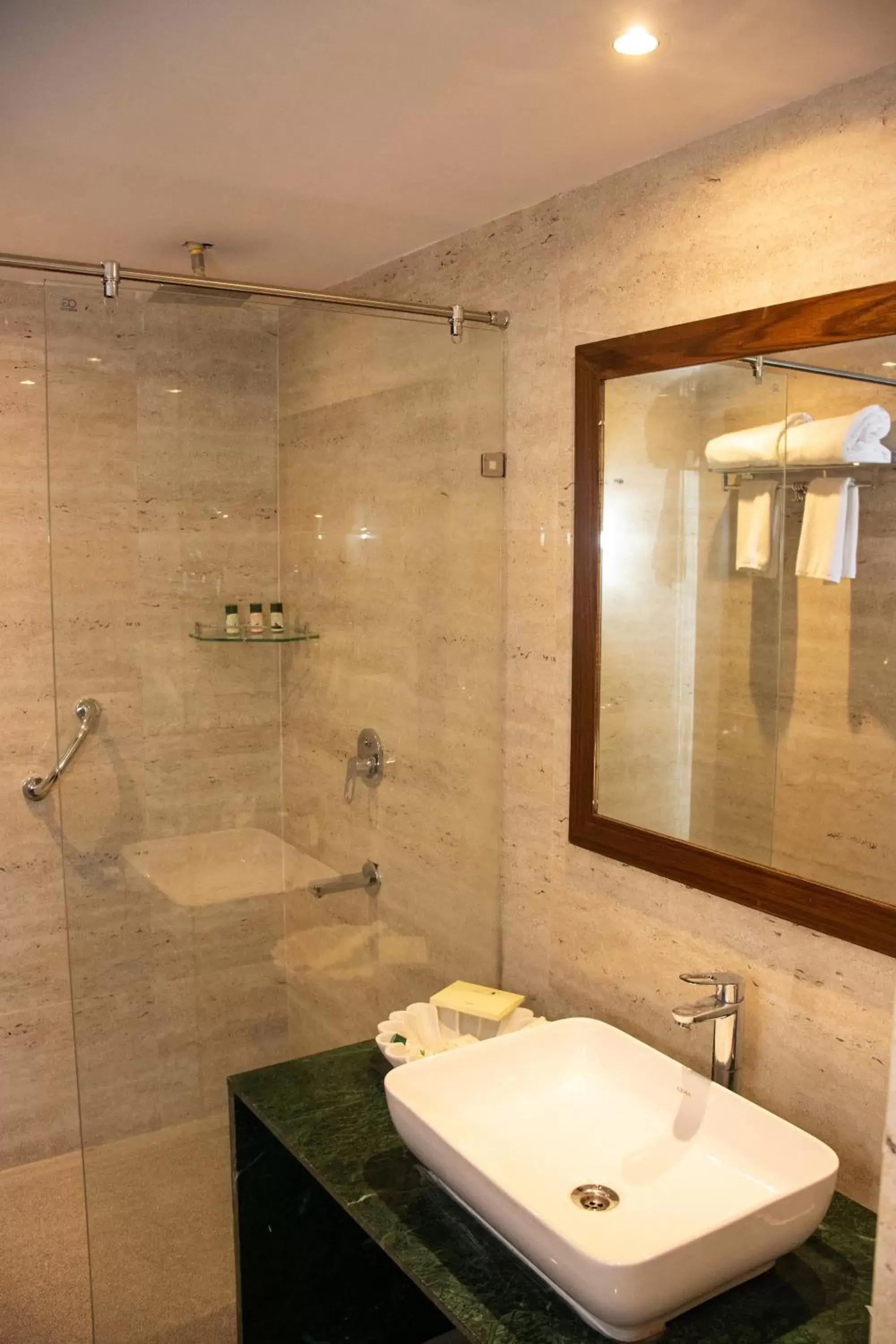 Bathroom in Bamboo Saa Resort & Spa
