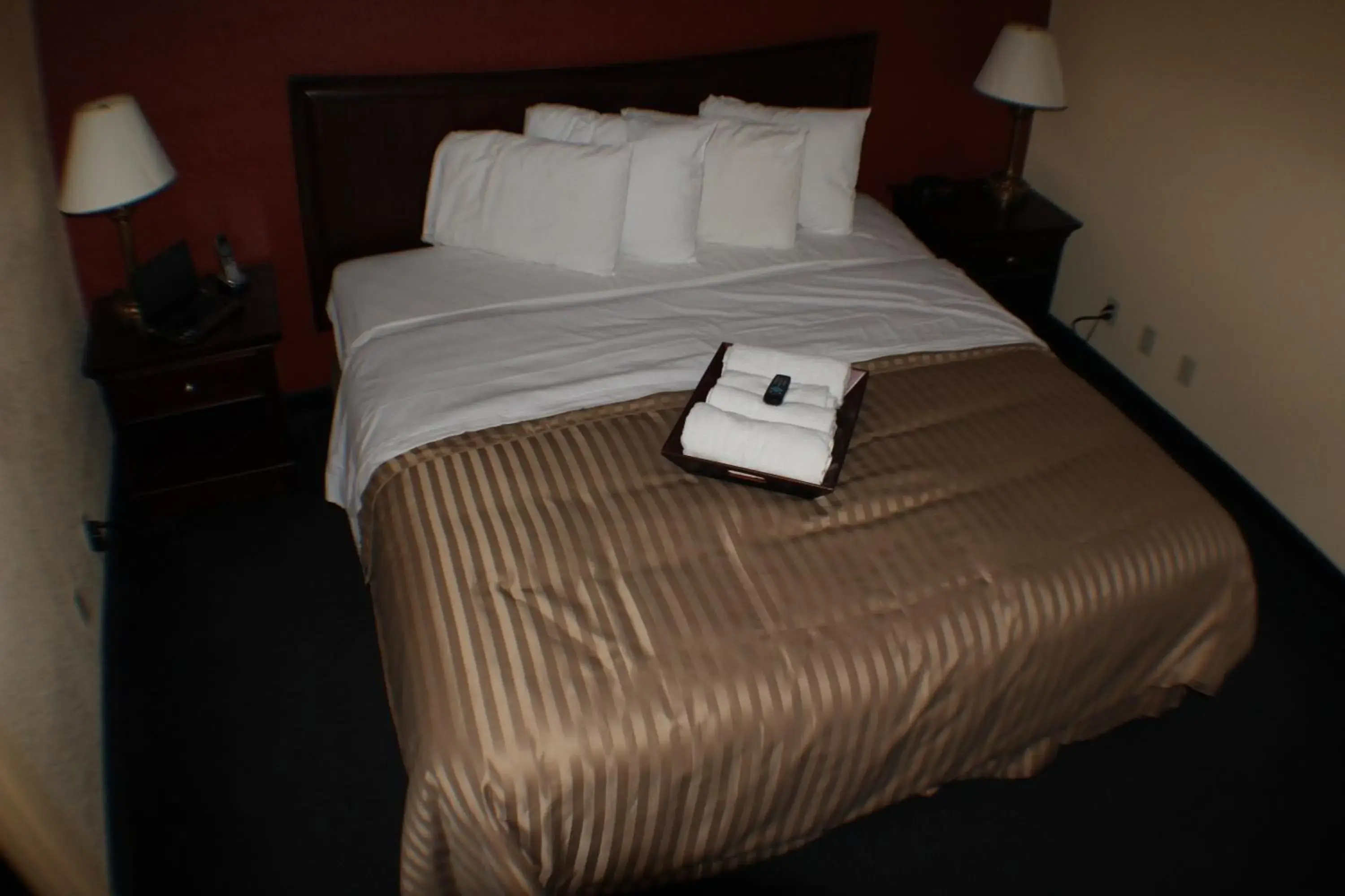 Bed in Value Inn & Suites - Harlingen