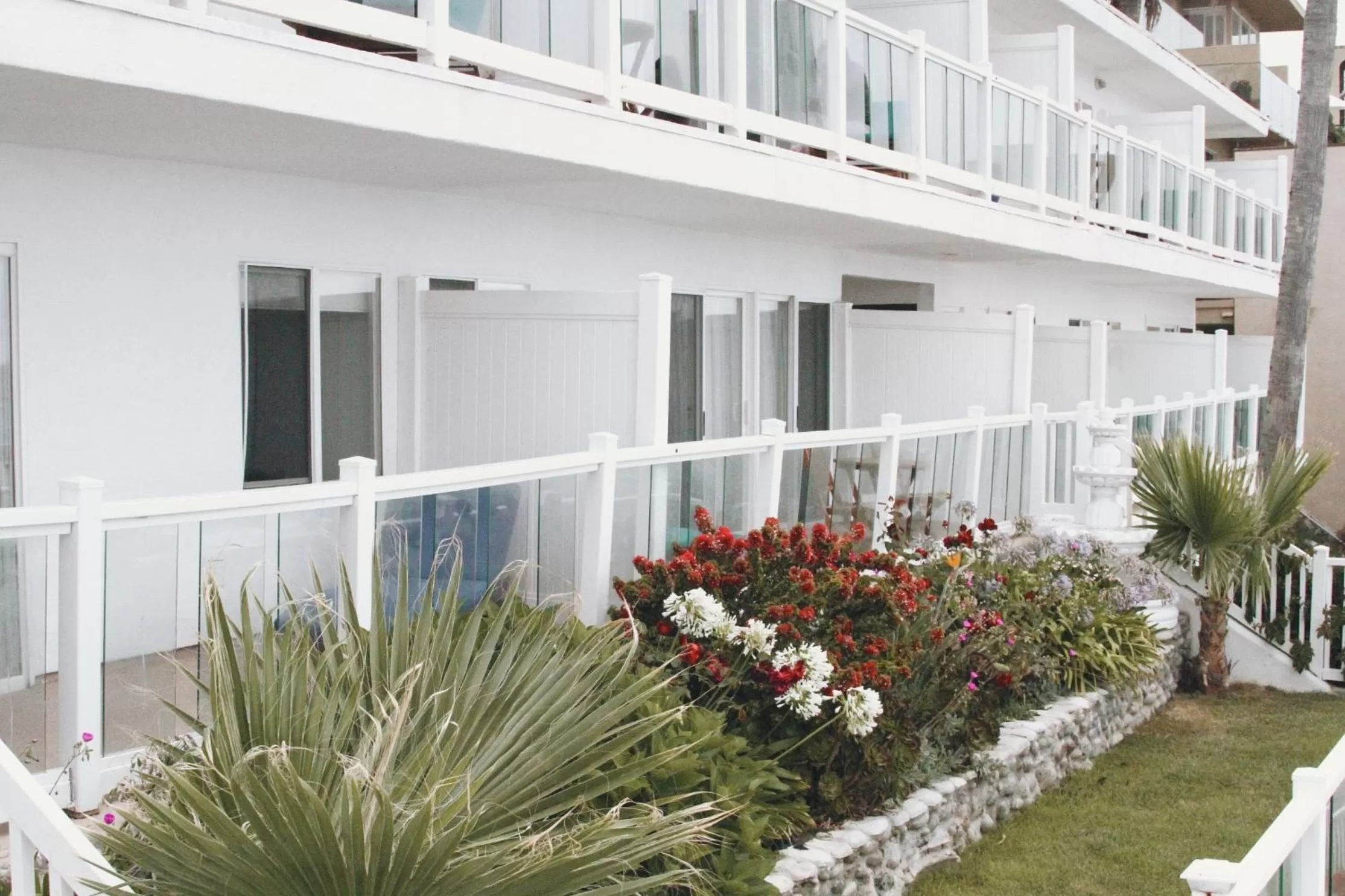 Garden in Capri Laguna on the Beach - A Boutique Hotel