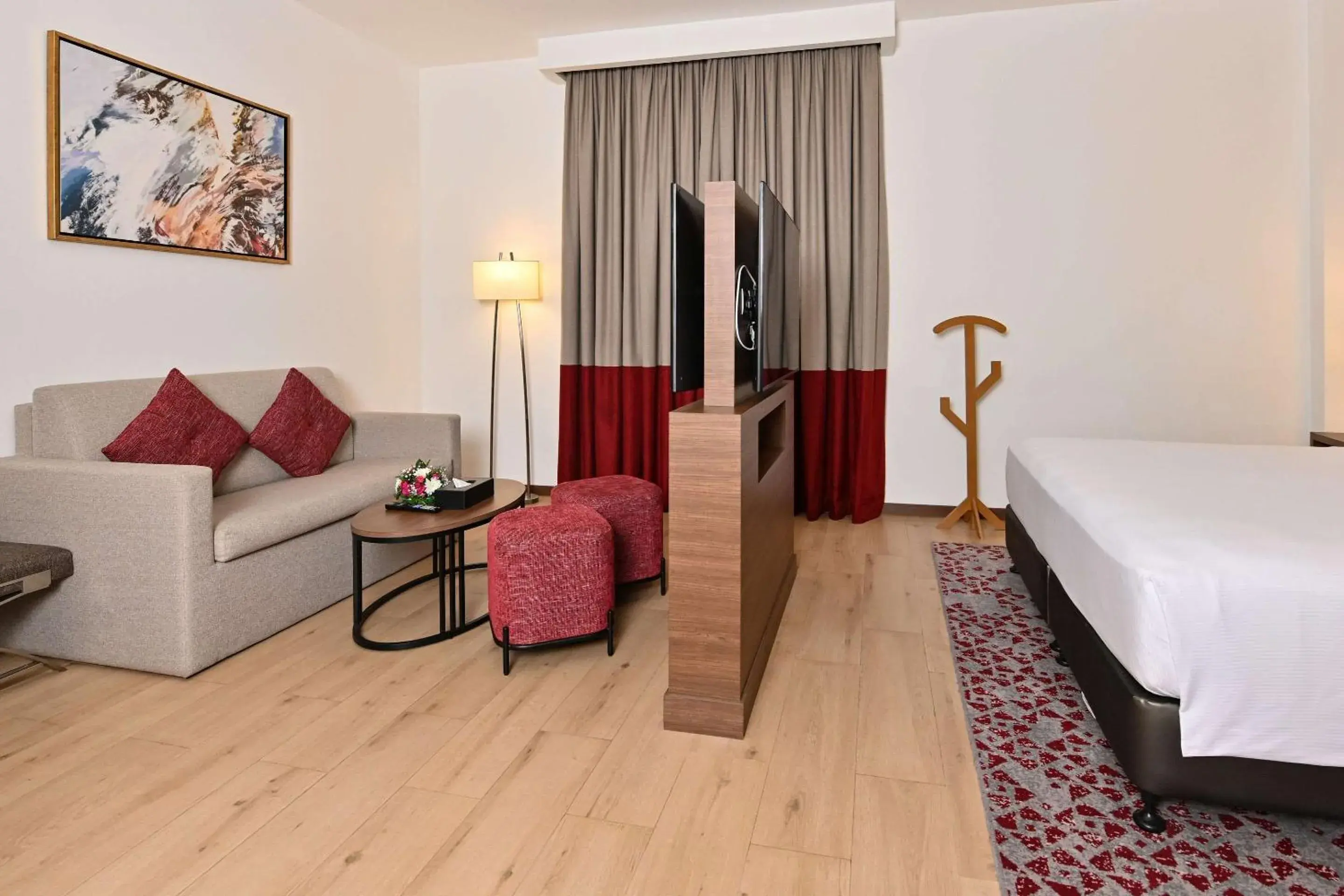 Bedroom, Seating Area in Comfort Hotel Jeddah King Road