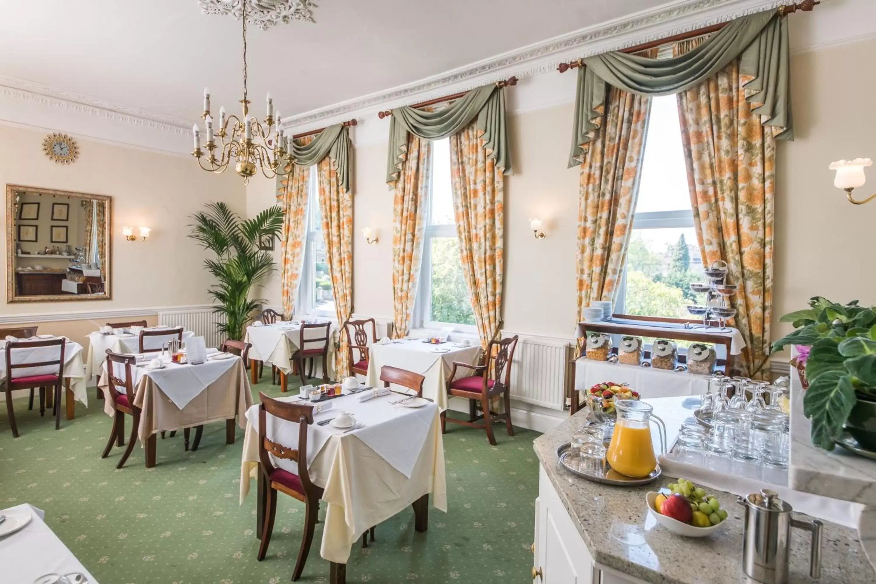 Continental breakfast, Restaurant/Places to Eat in Oldfields House