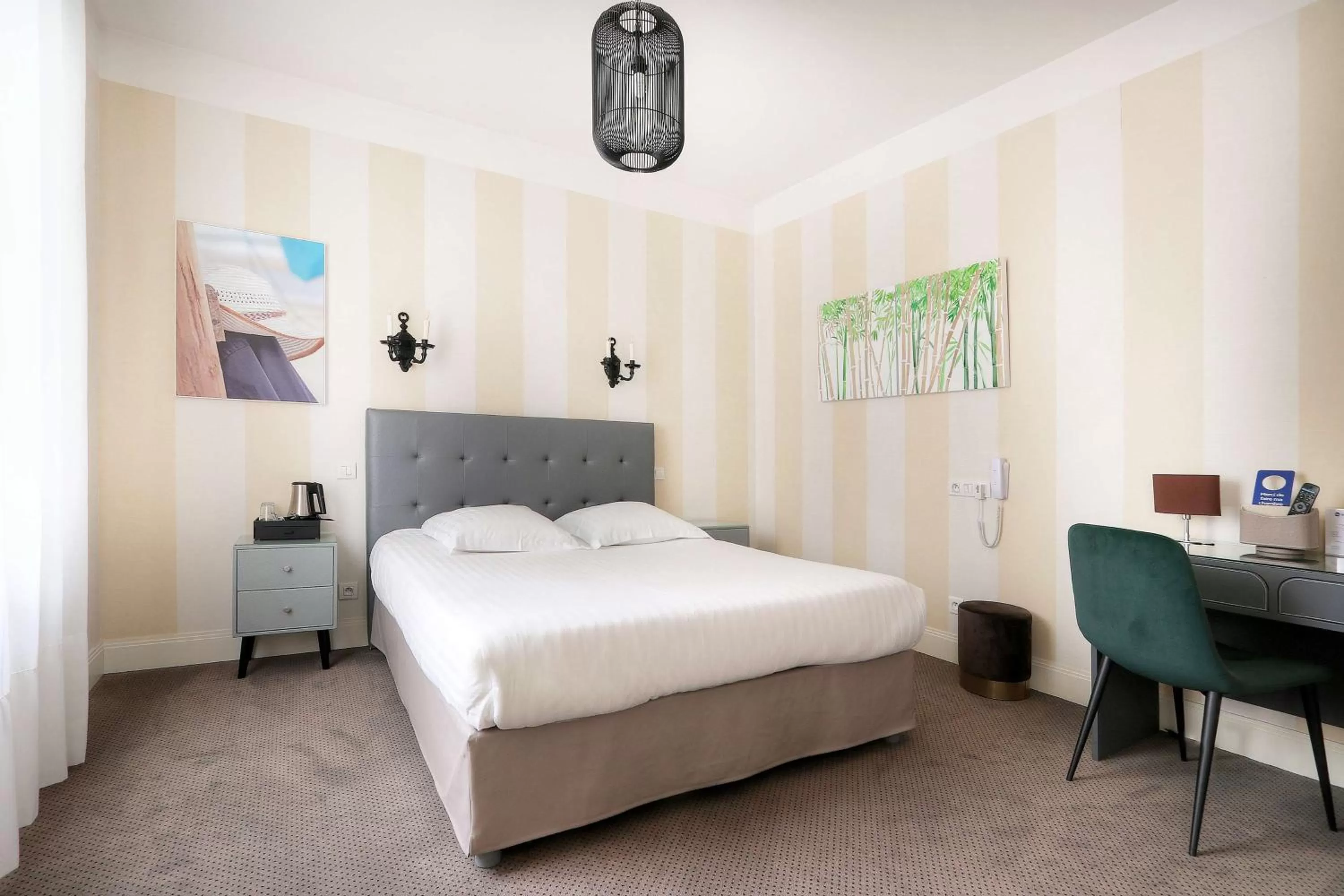 Bedroom, Bed in Best Western Hôtel Brittany La Baule Centre & Plages