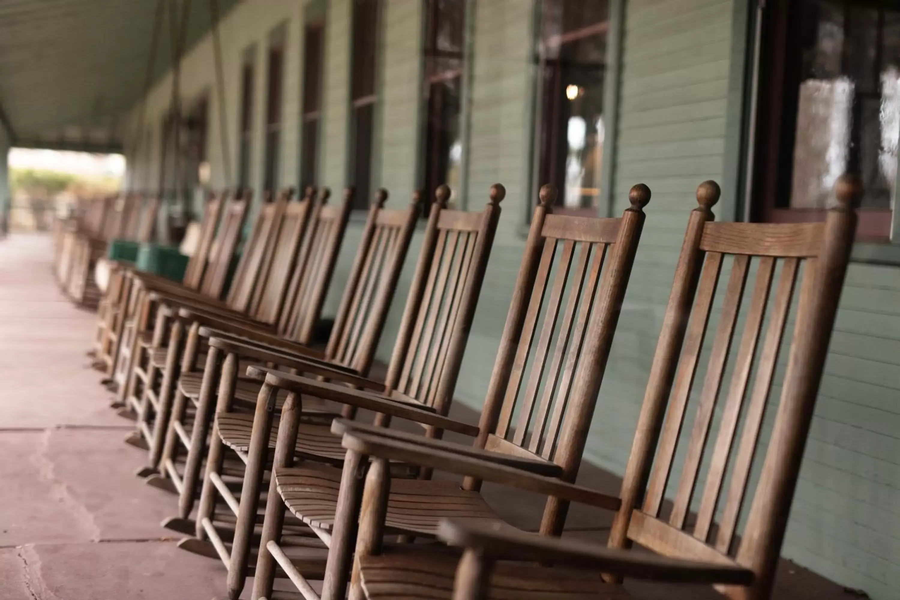 Patio in Lakeside Inn