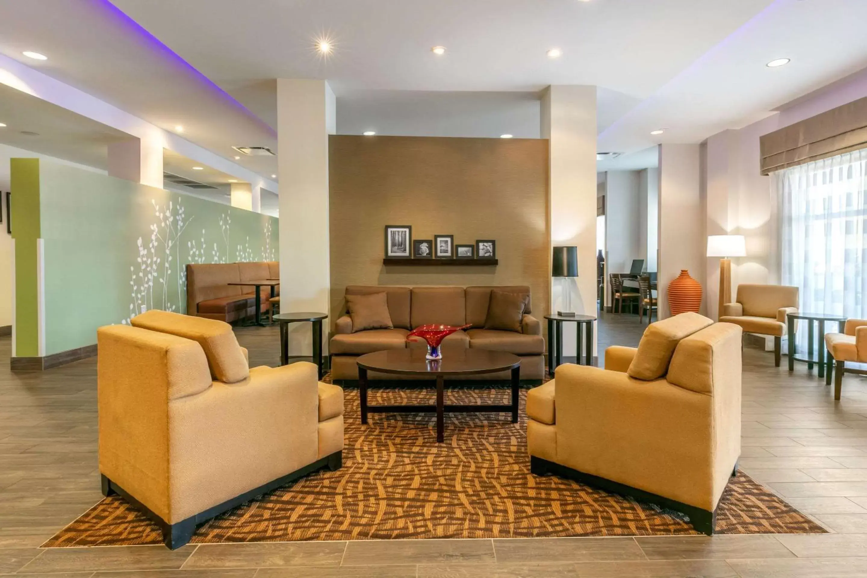 Lobby or reception, Seating Area in Sleep Inn & Suites Columbia