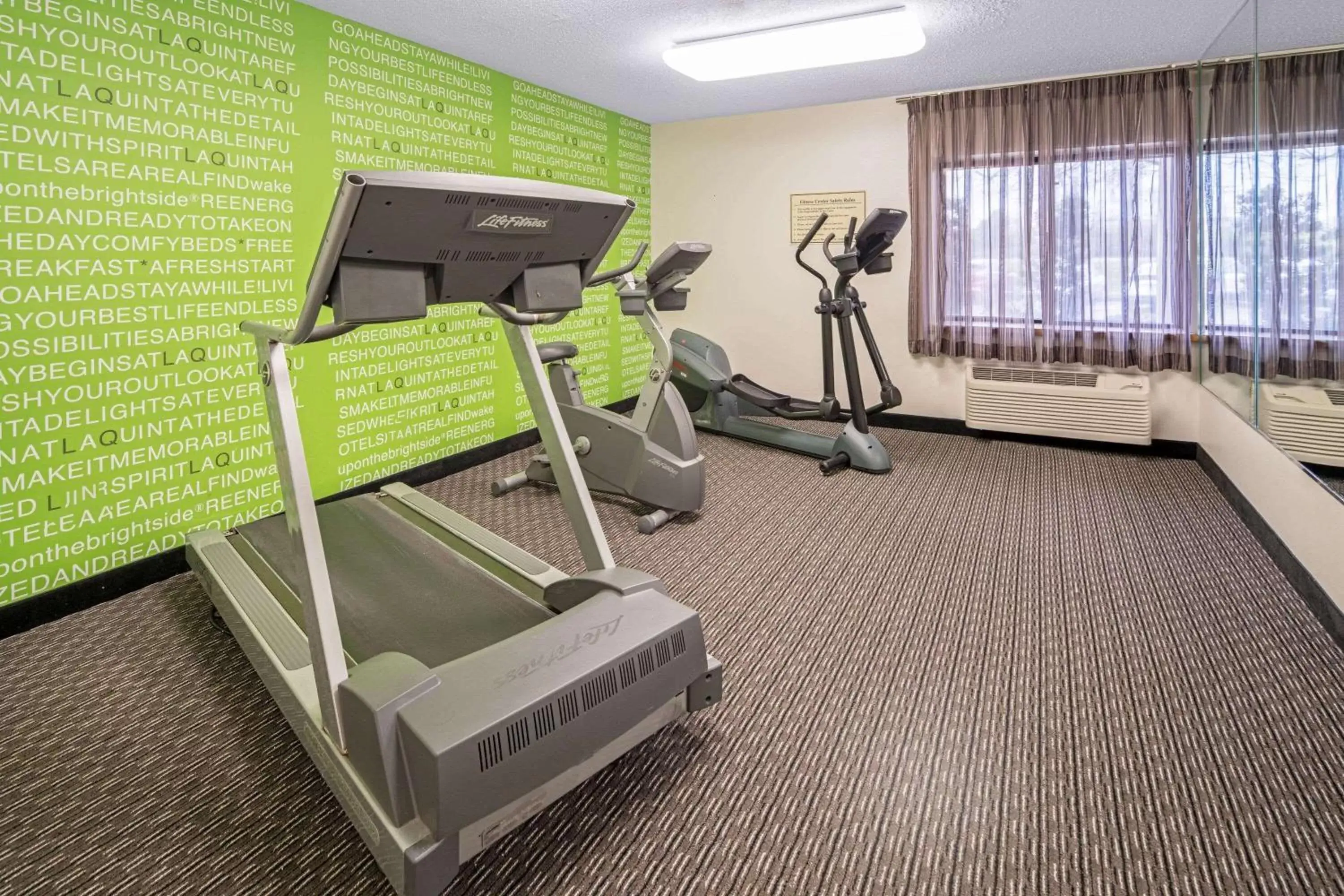 Fitness centre/facilities, Fitness Center/Facilities in La Quinta by Wyndham Baton Rouge Siegen Lane