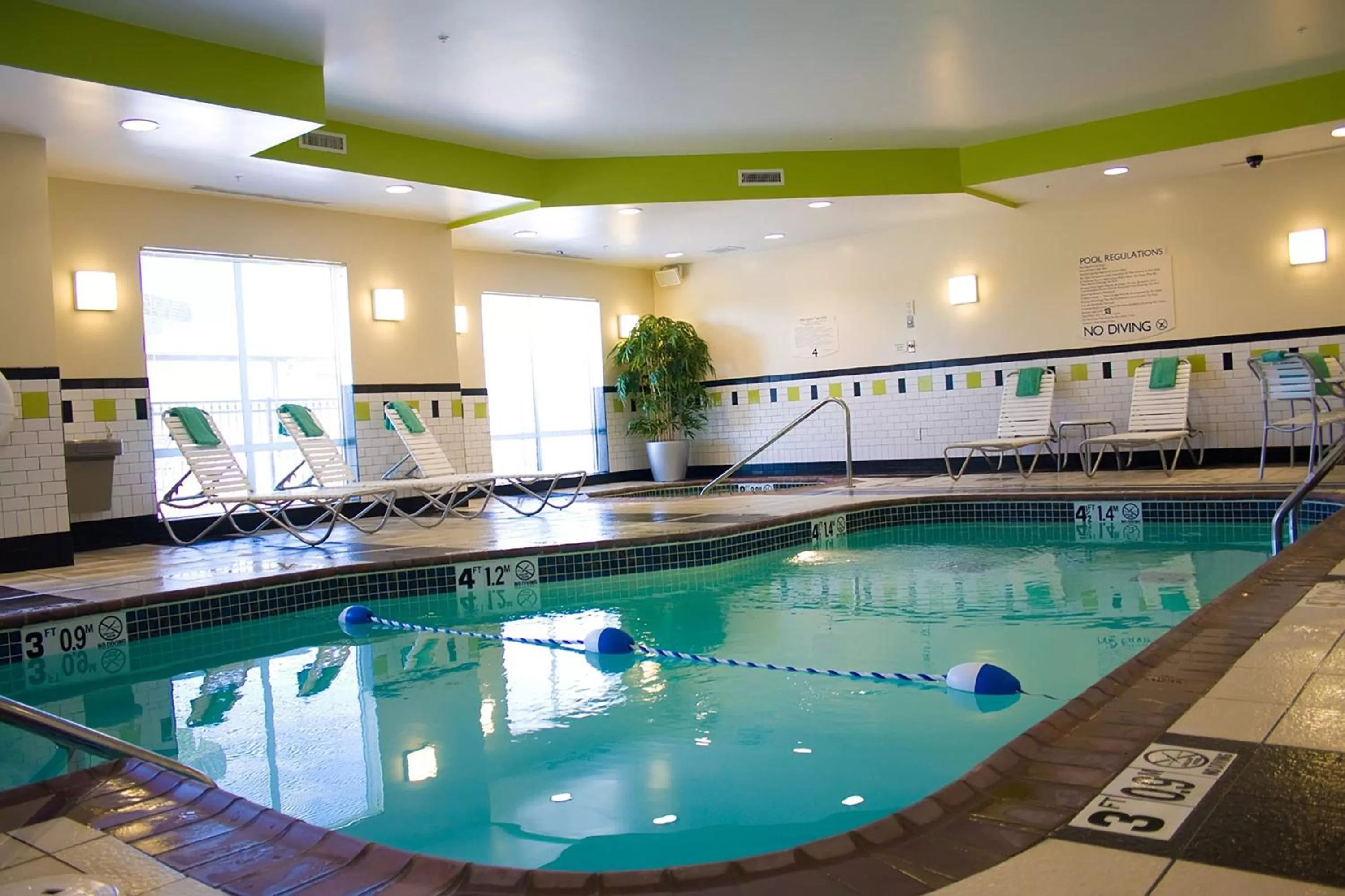 Swimming pool in Fairfield Inn and Suites by Marriott Bartlesville