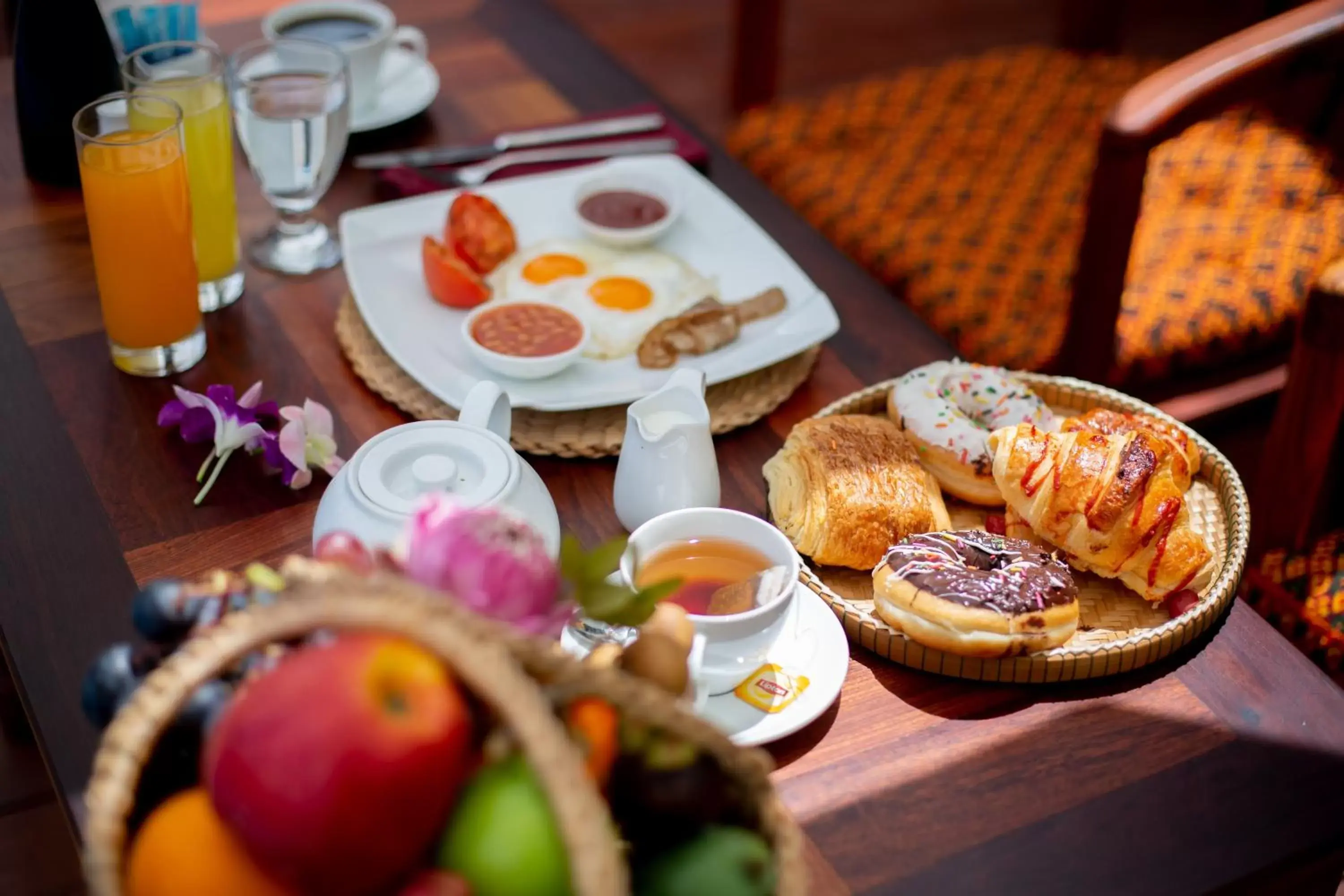 Breakfast in Angkor Privilege Resort & Spa Breakfast in Angkor Privilege Resort & Spa
