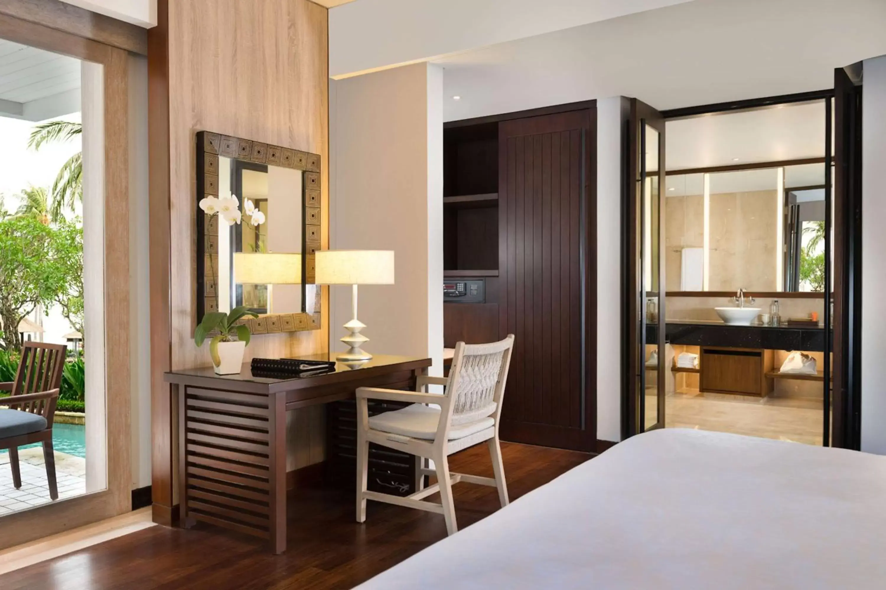 Bedroom, TV/Entertainment Center in Conrad Bali