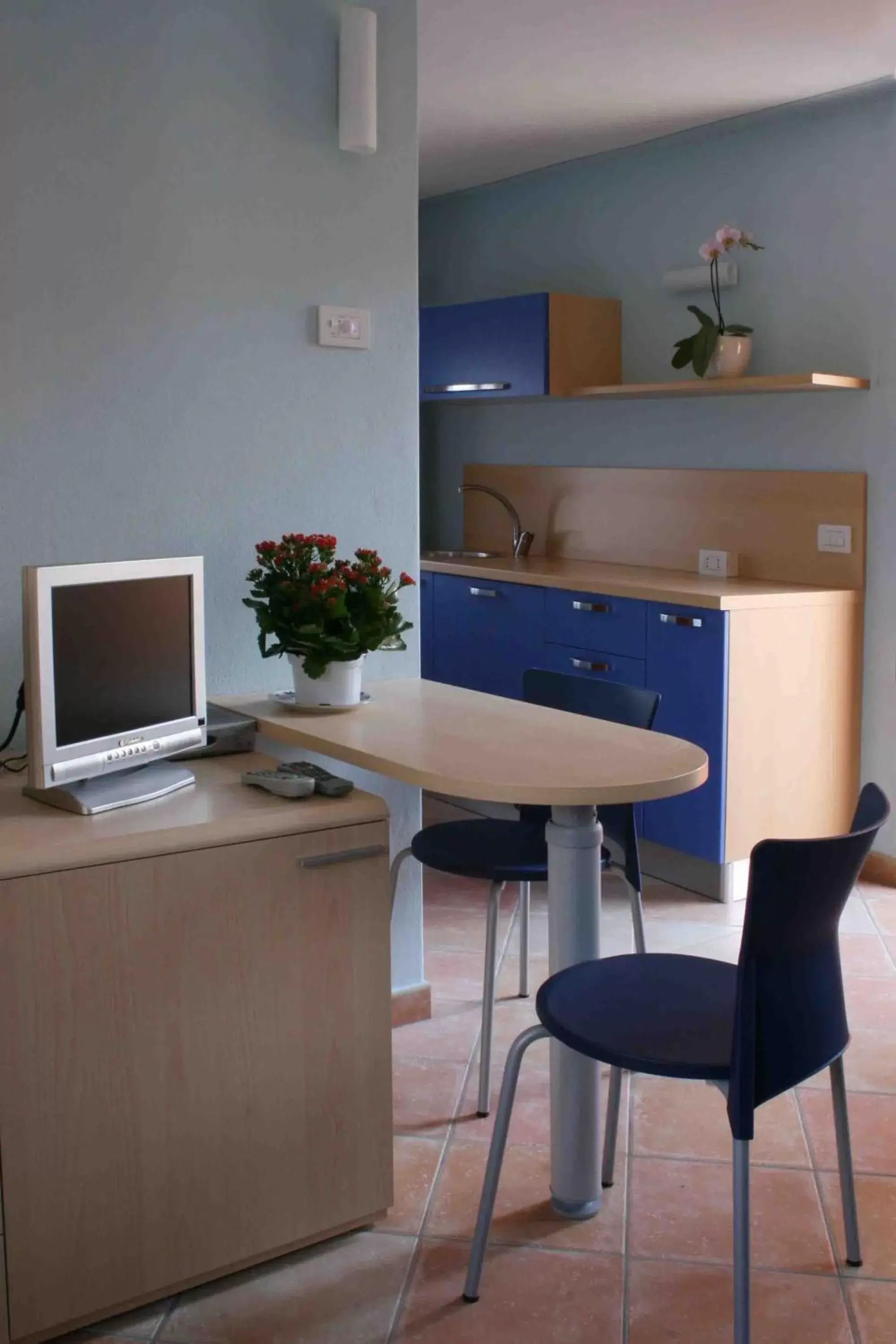 TV and multimedia, Kitchen/Kitchenette in B&B 21