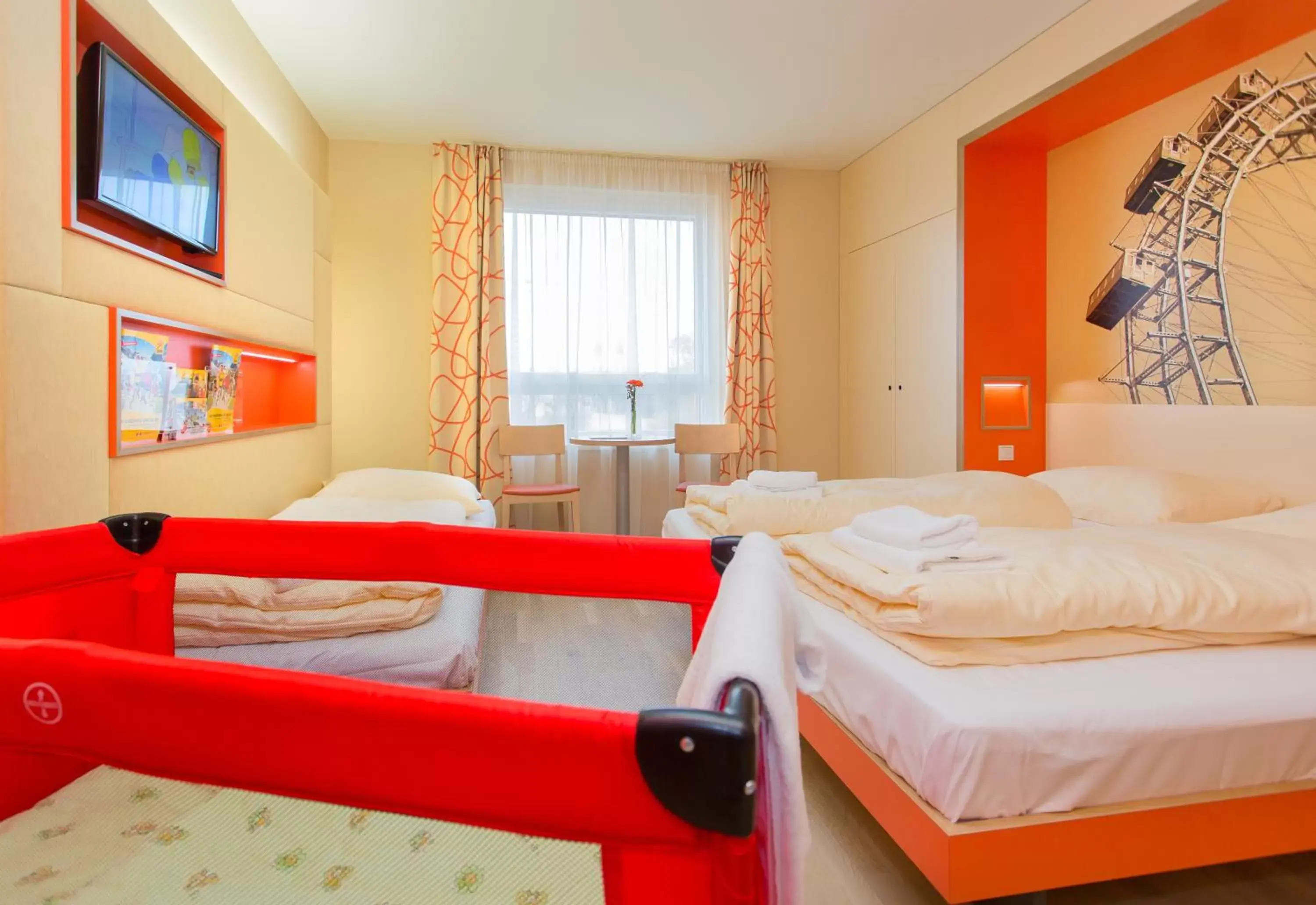 Triple Room in JUFA Hotel Wien