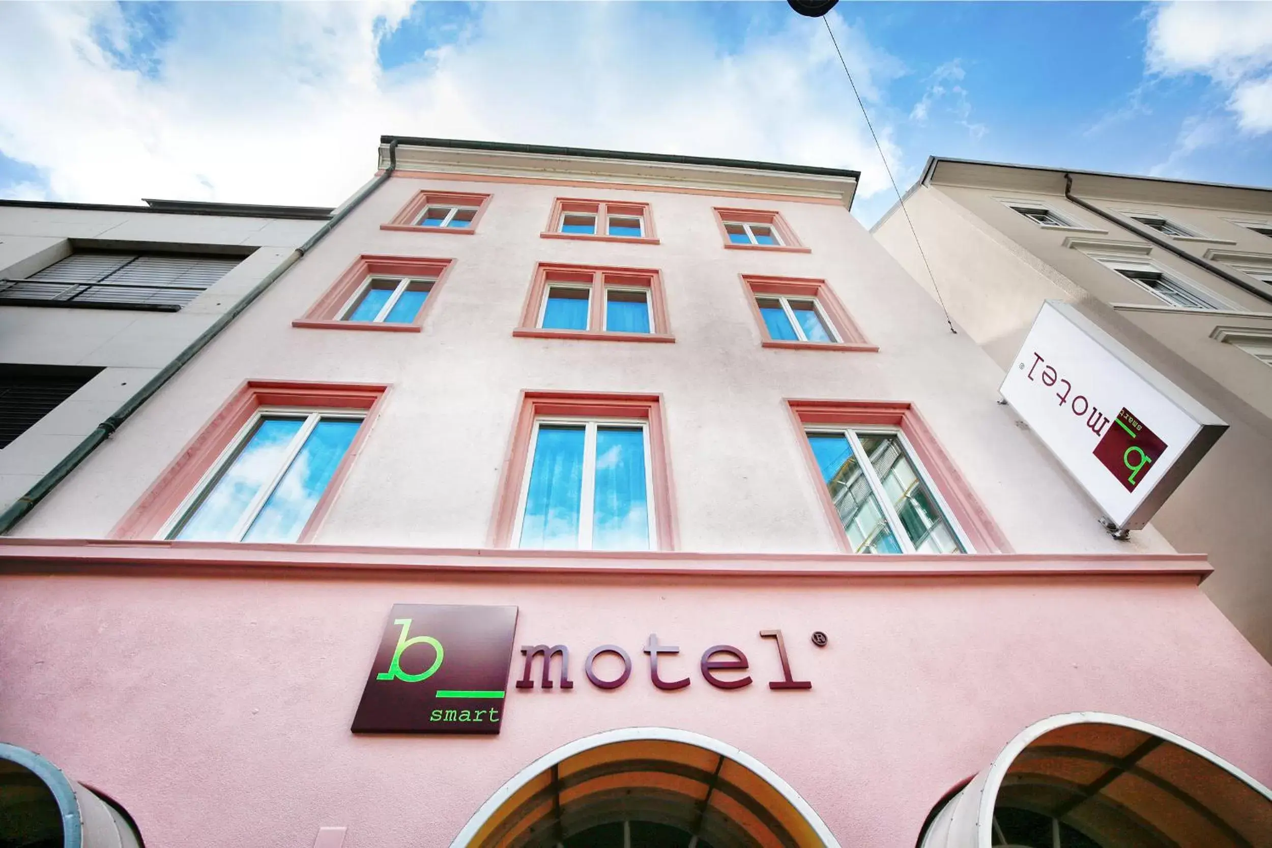 Property Building in b-smart motel Basel