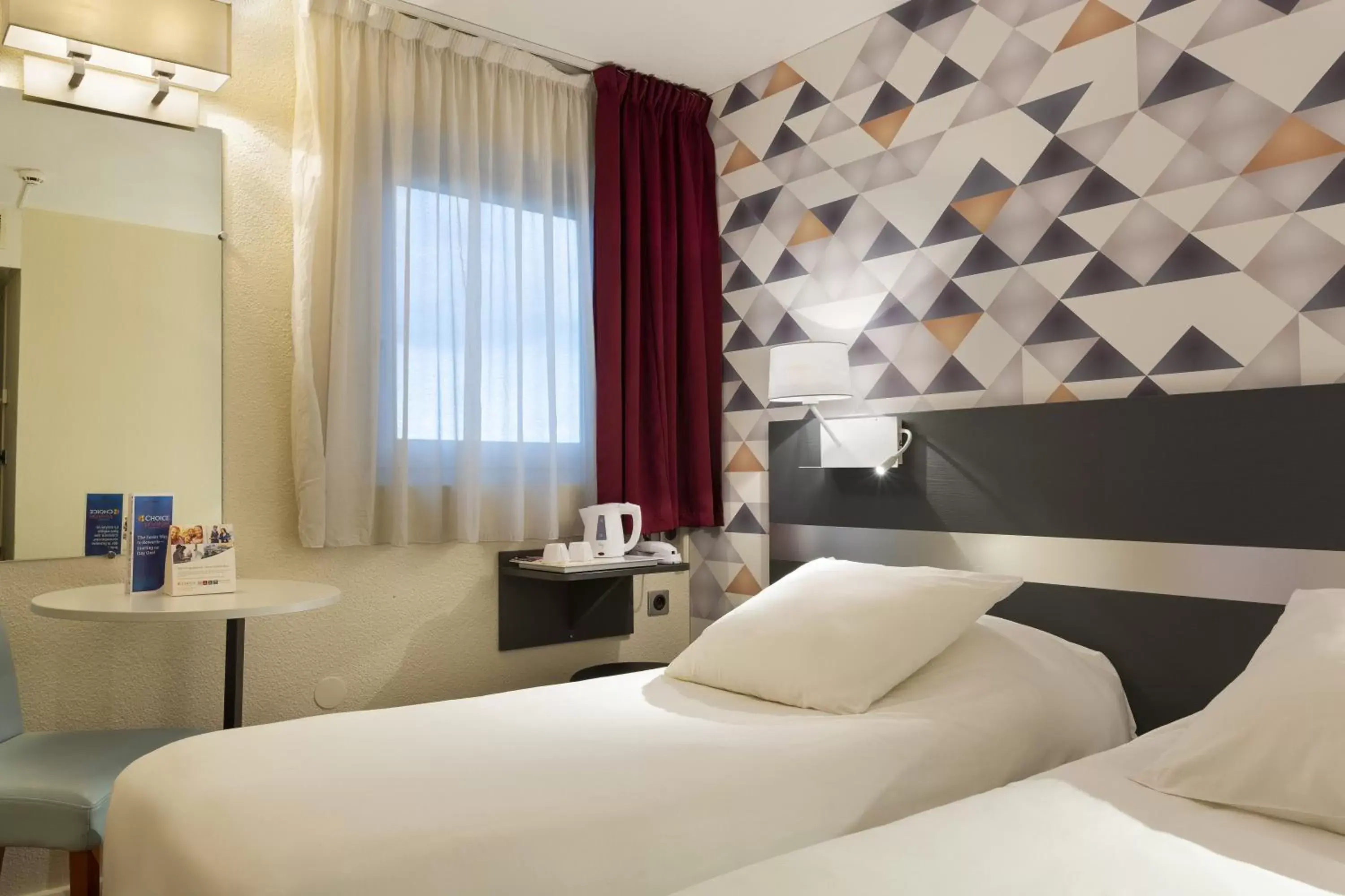 Bed in Comfort Hotel Paris Porte d'Ivry