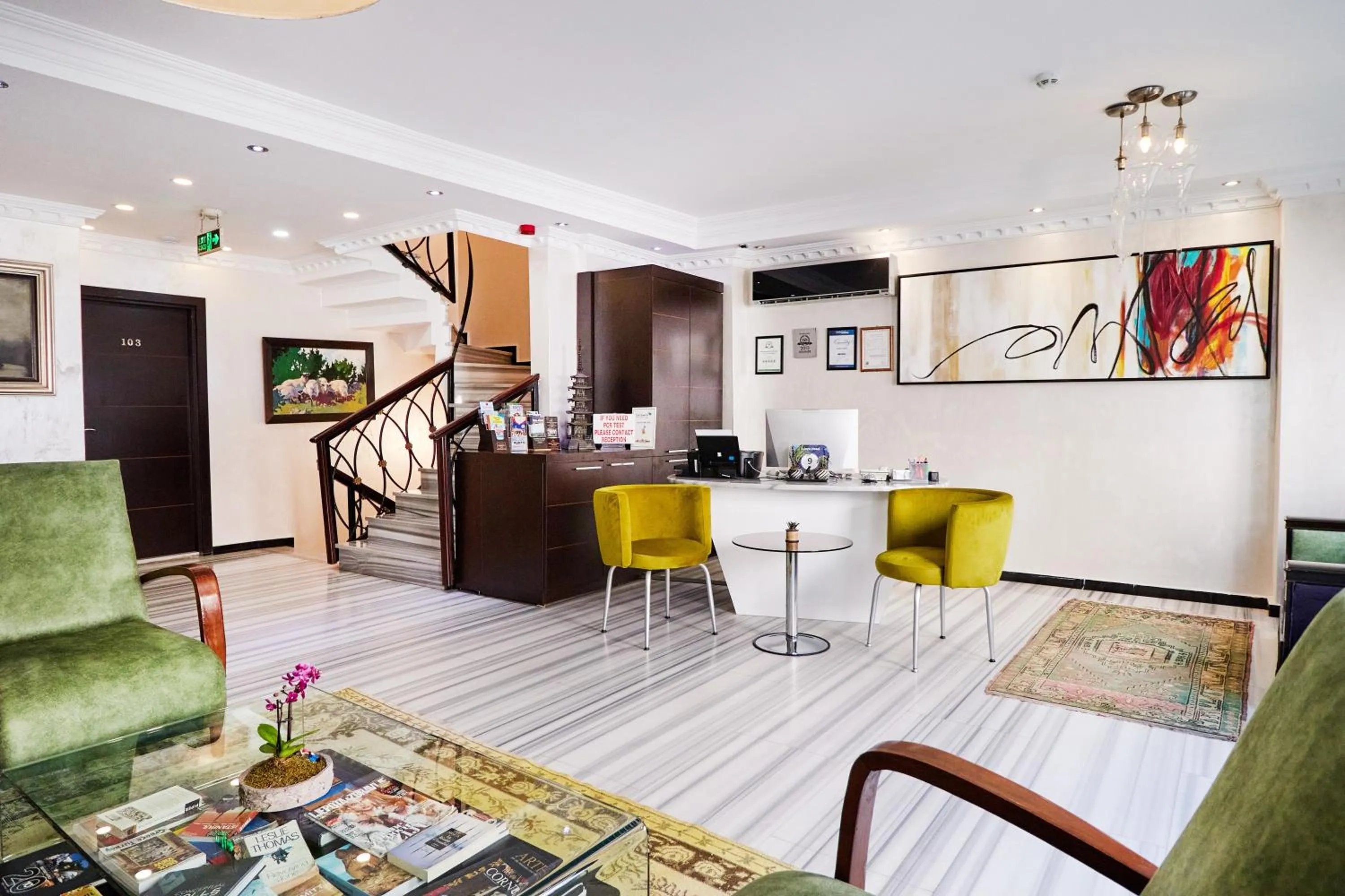 Lobby or reception in Kumru Hotel