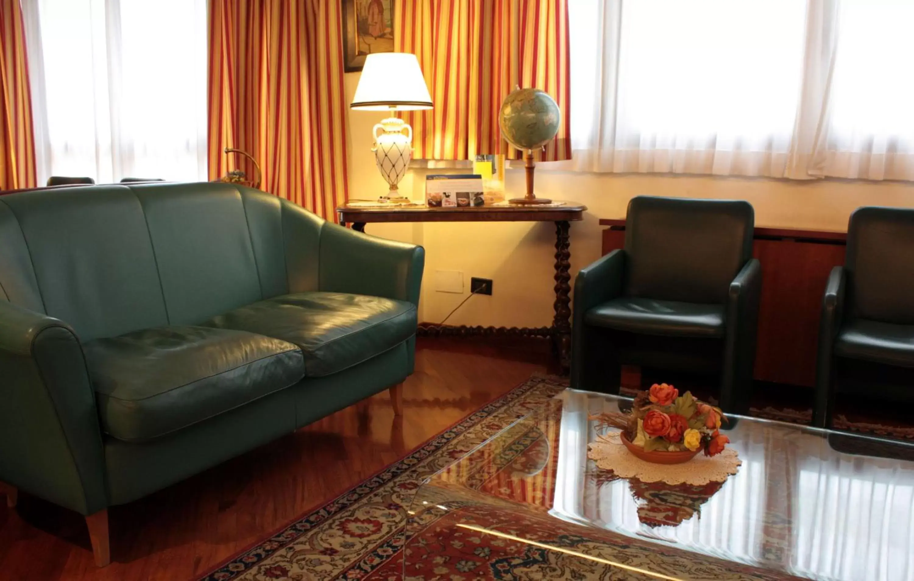 Lobby or reception, Seating Area in Best Western Hotel Dei Cavalieri