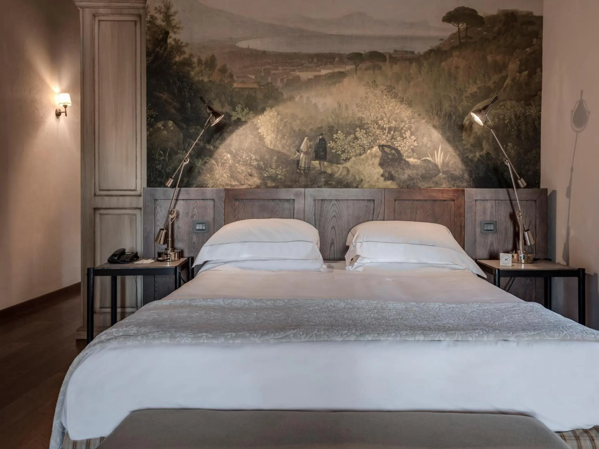 Bed in Castel Monastero - The Leading Hotels of the World