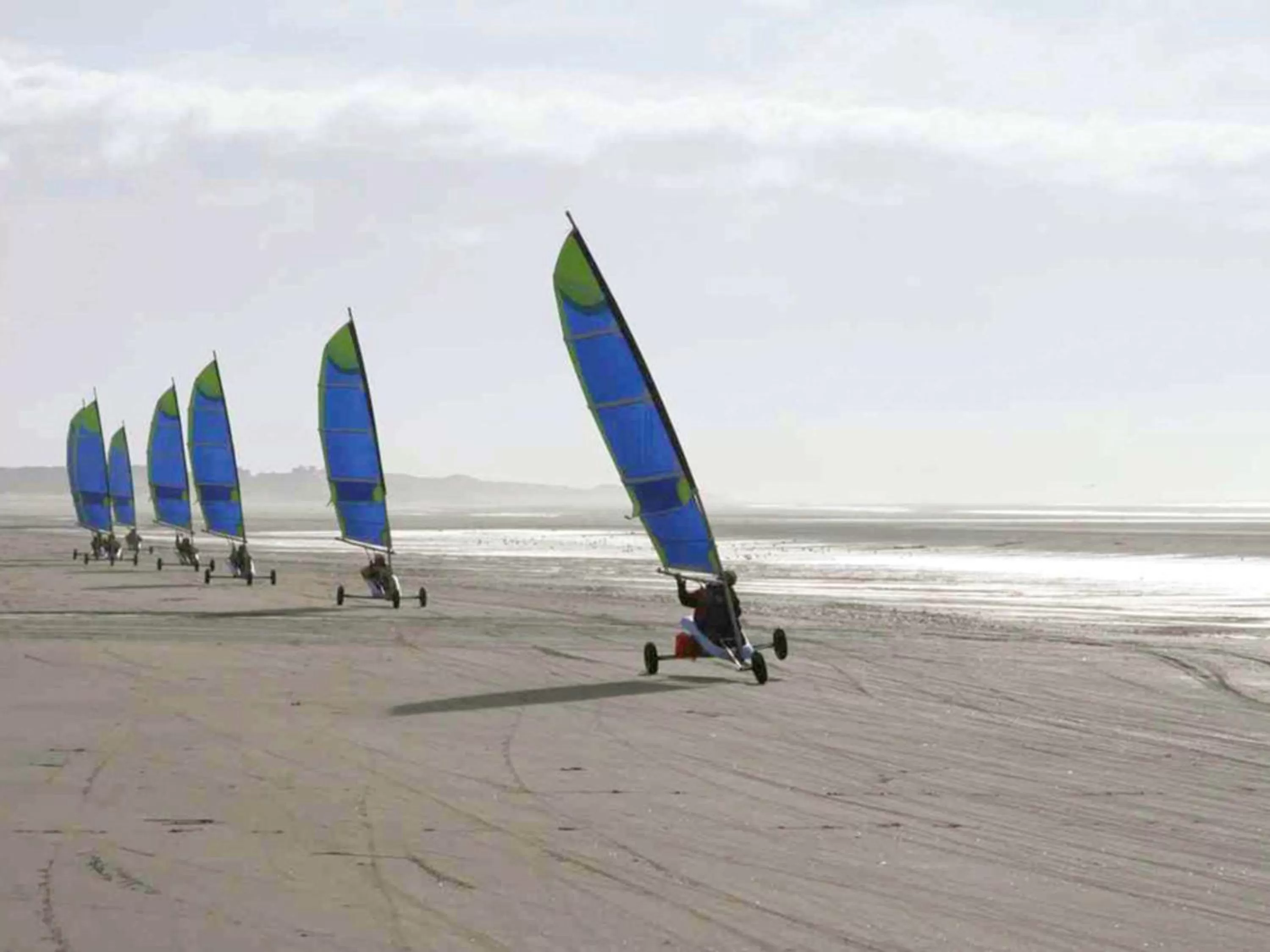 Property building, Windsurfing in Hotel Ibis Budget Abbeville