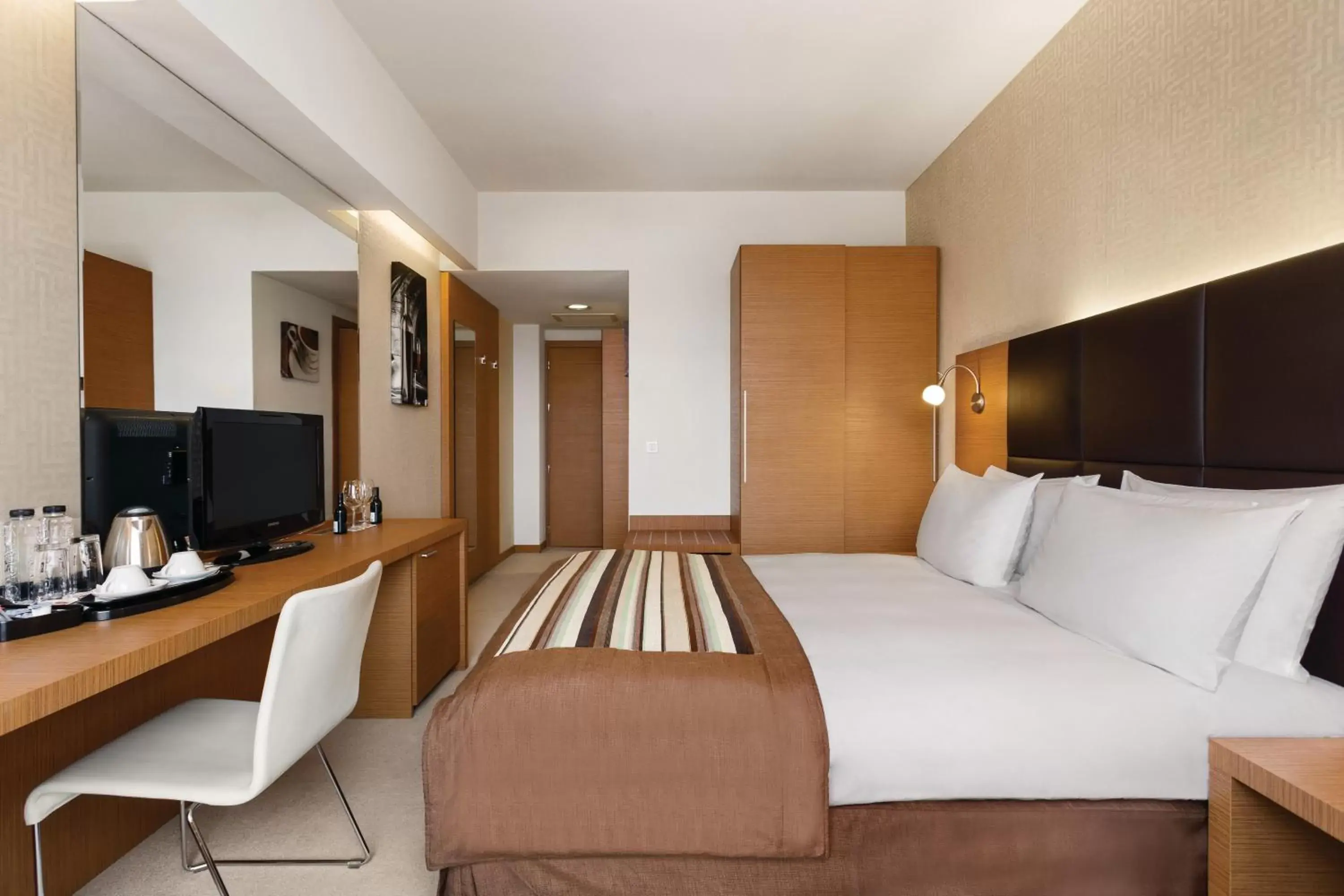 Bed in Ramada by Wyndham Oradea