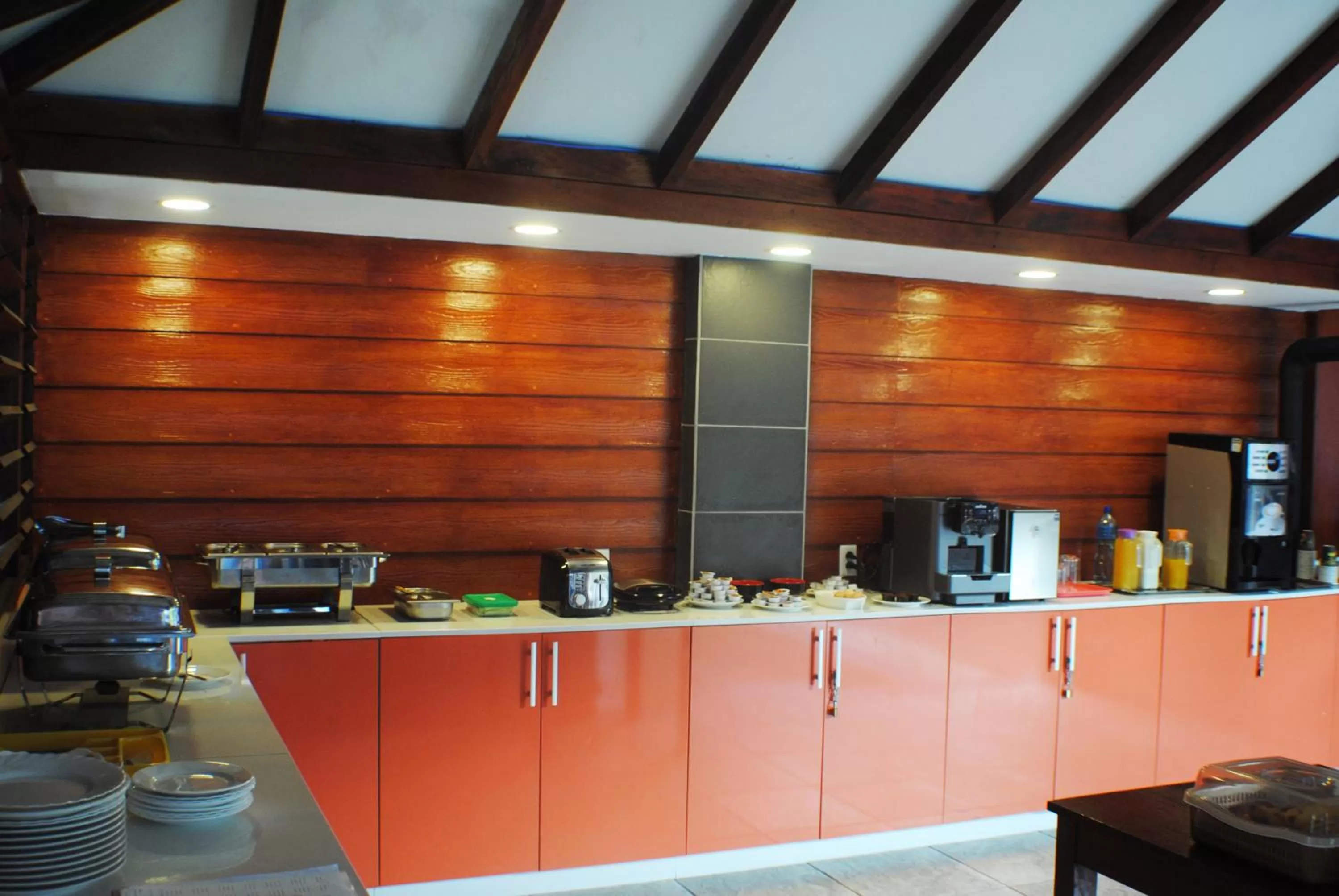 Food and drinks, Restaurant/Places to Eat in Joah Inn Appartementen