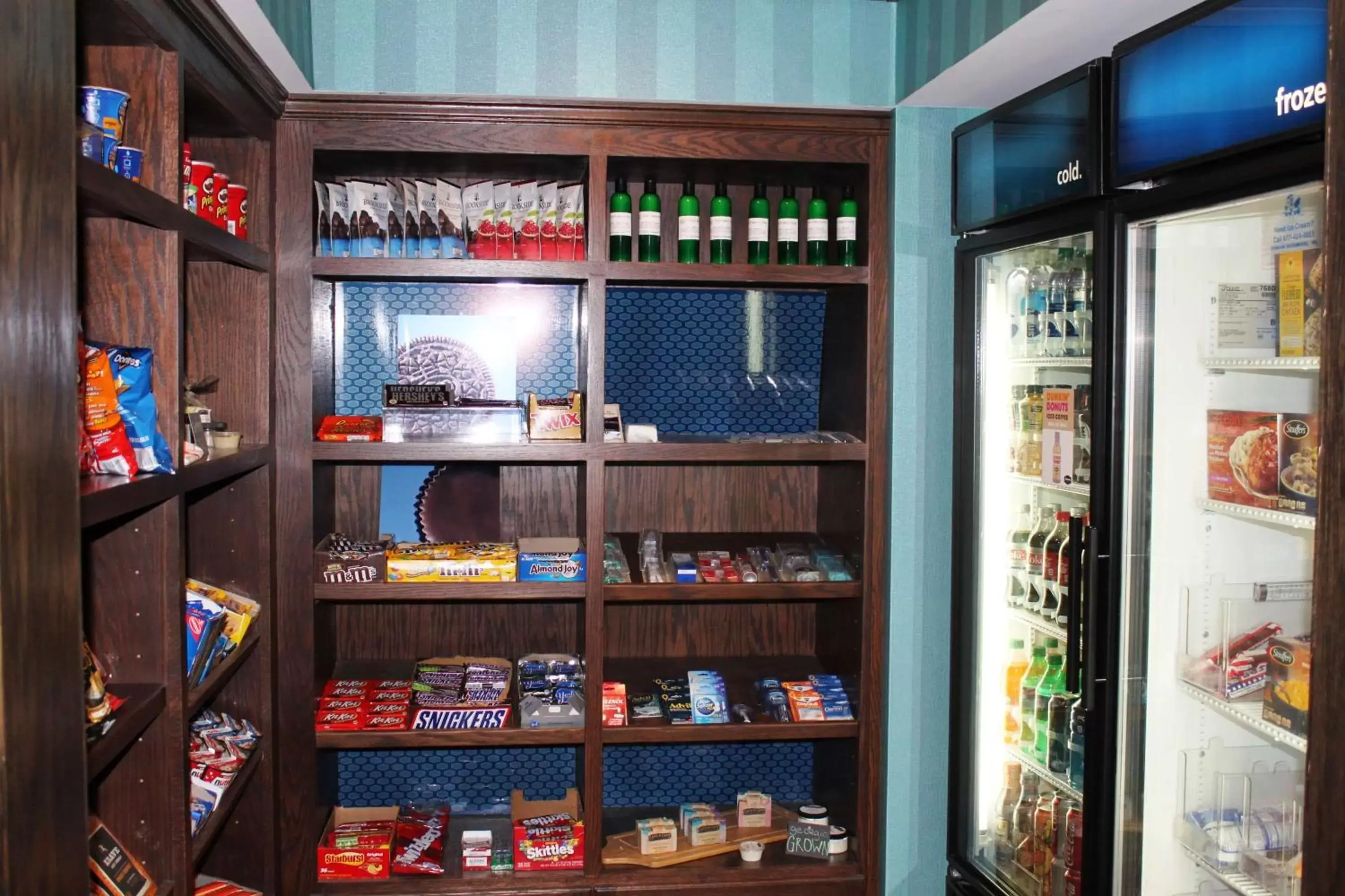 Restaurant/places to eat in Hampton Inn Perry Restaurant/places to eat in Hampton Inn Perry