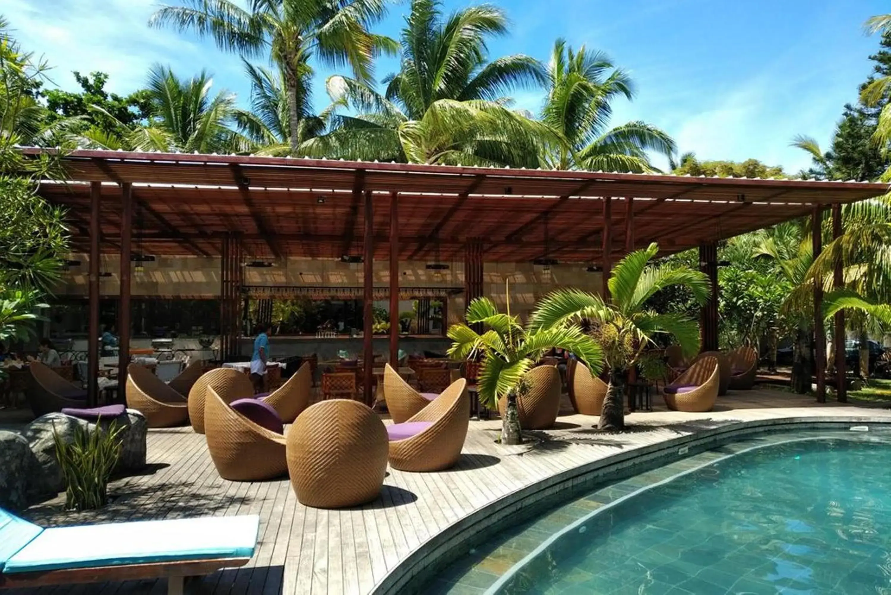 Patio, Swimming Pool in Ocean Villas Apart Hotel