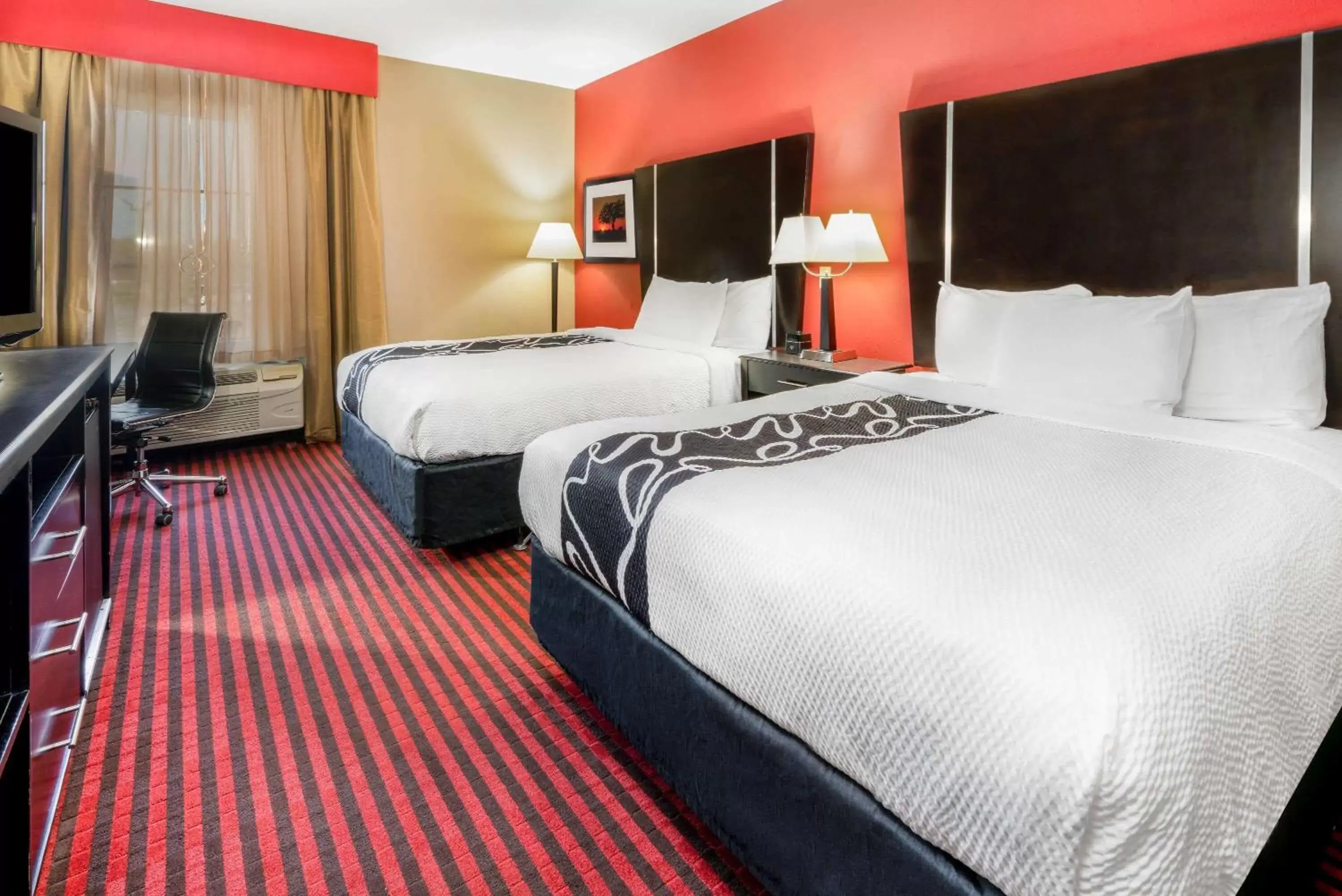 Double Room with Two Double Beds - Mobility Access/Non-Smoking in La Quinta by Wyndham Boutte Double Room with Two Double Beds - Mobility Access/Non-Smoking in La Quinta by Wyndham Boutte